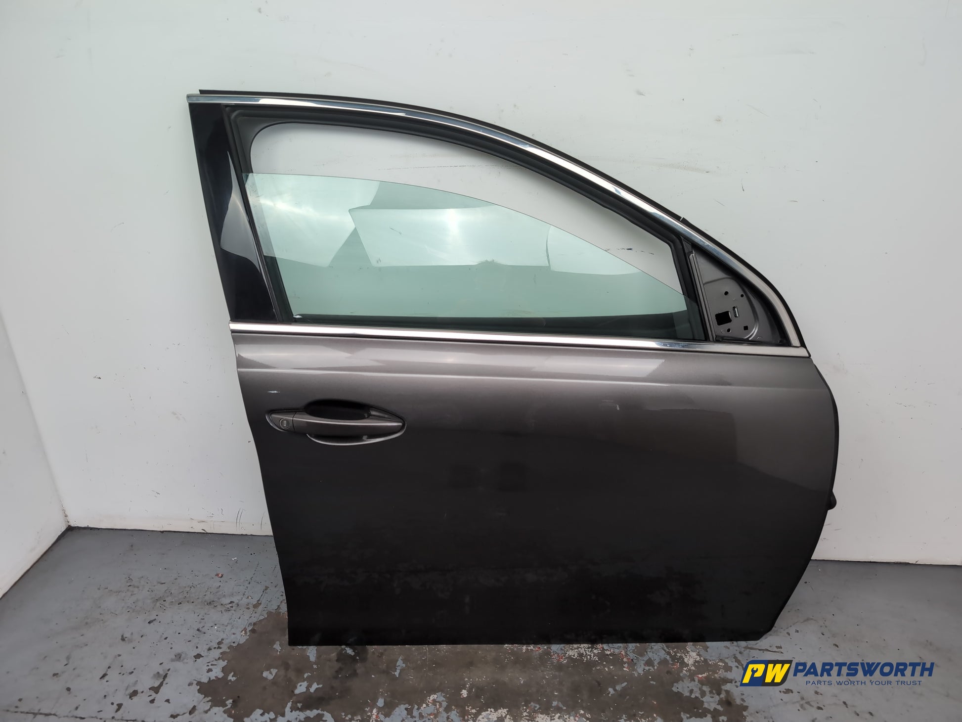 Door Front RH 1