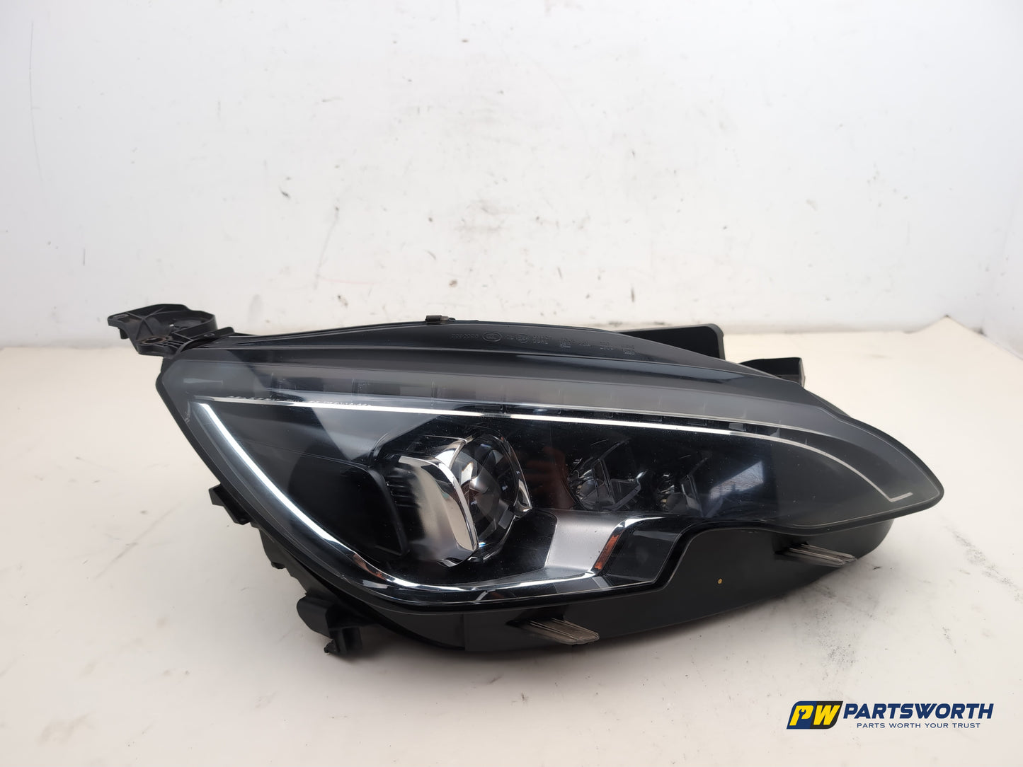 Peugeot 308 Allure Blue Hdi Xenon Headlight Headlamp Rh Driver Side 9800546380
