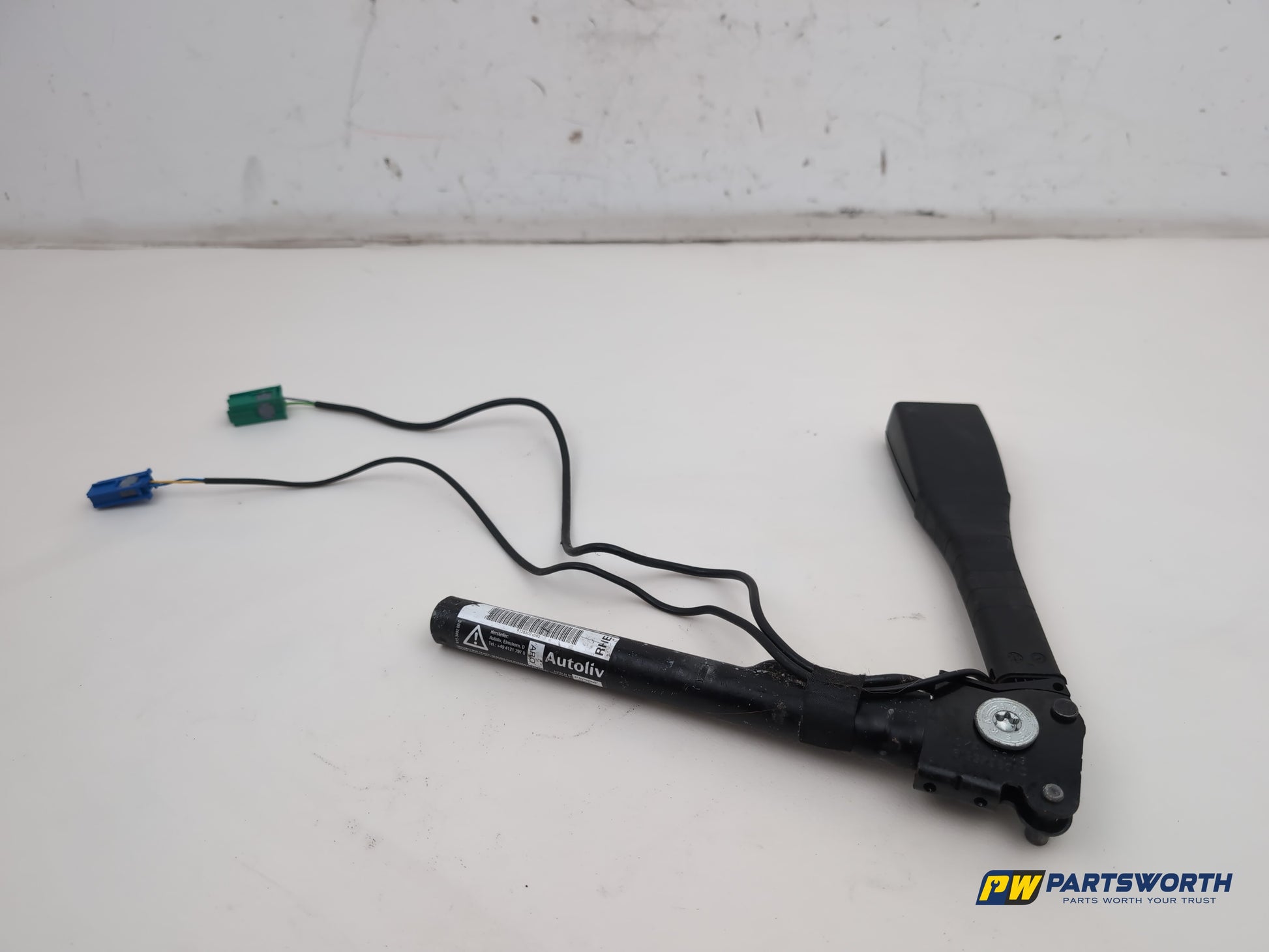 Vauxhall Corsa Se Seat Belt Buckle Front Rh Driver Side 616046800 2006-2014