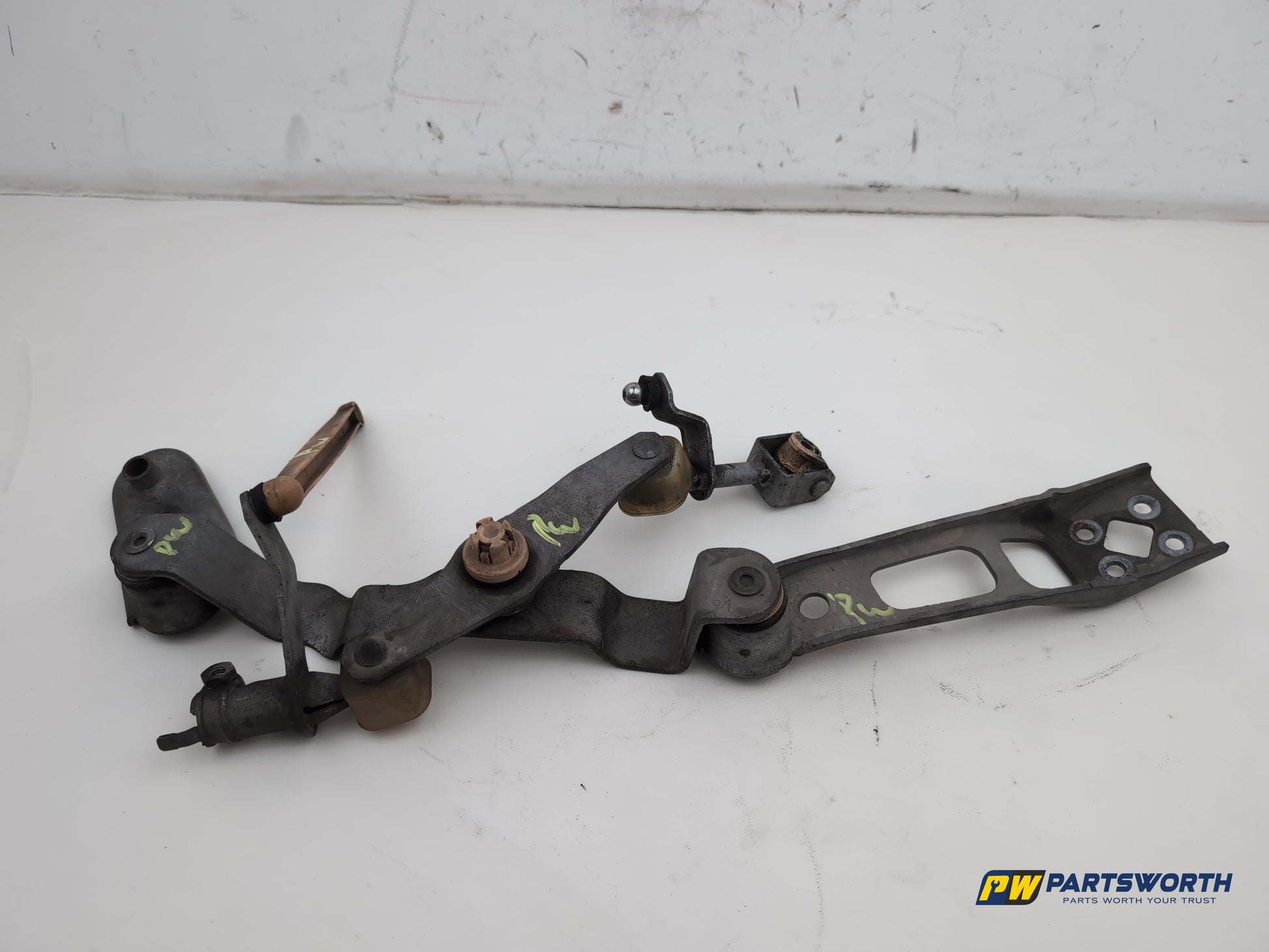 Vauxhall Corsa Se 1.2l Petrol Gear Selector Linkage Gearbox 5 Speed 2006-2014