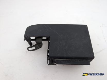 Vauxhall Corsa Se 1.2l Petrol Battery Terminal Clamp Fuse Box 1718434 2006-2014
