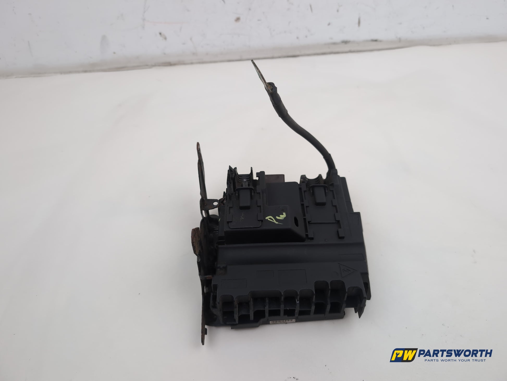 Peugeot Citroen 1.6l Diesel Battery Management Protection Unit 9675350280