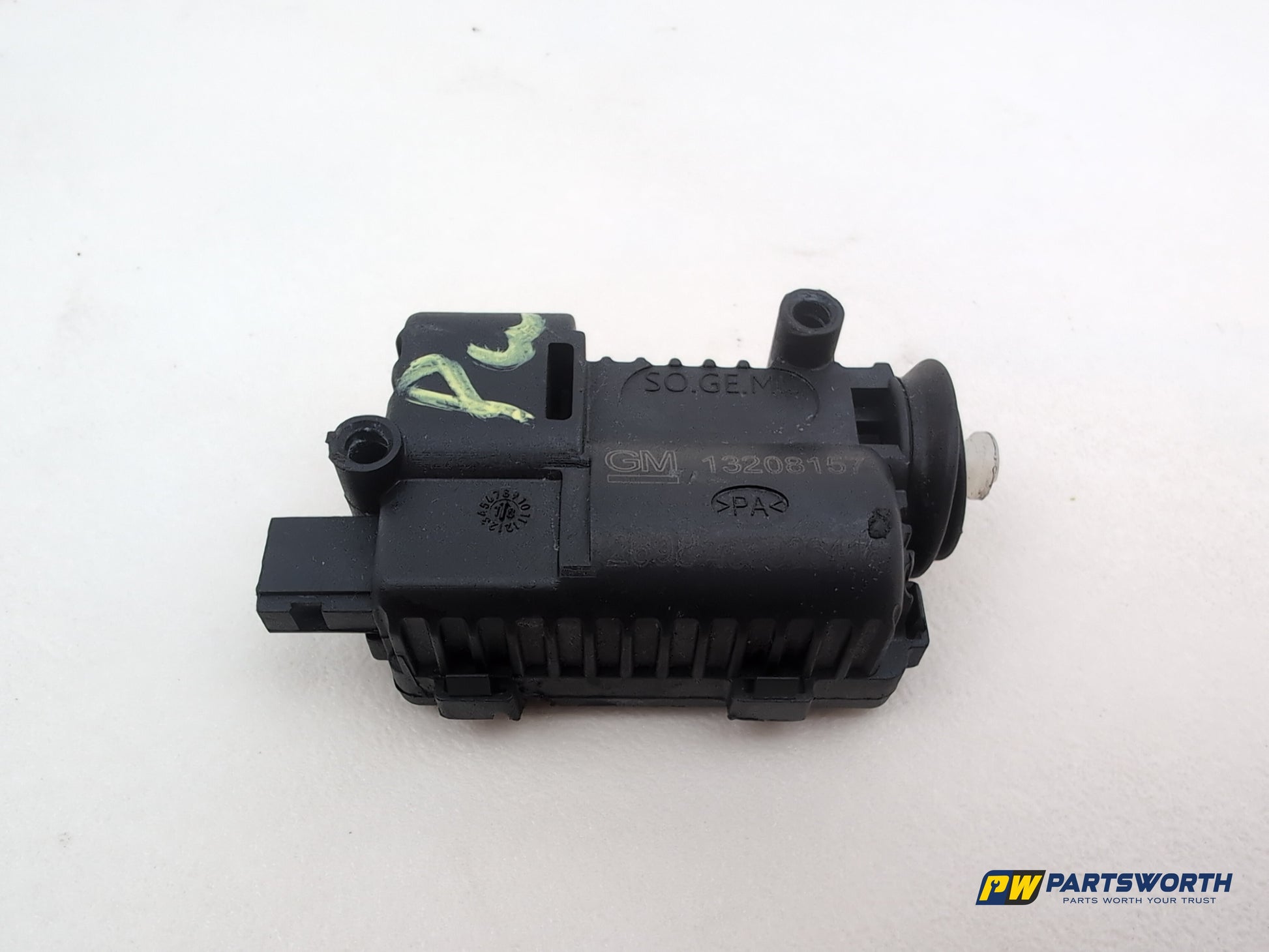 Vauxhall Corsa Se 1.2l Petrol Fuel Flap Motor 13208157 2006-2014