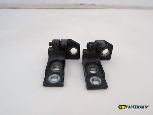 Vauxhall Corsa Se Drover Side Rh Front Door Hinge Pair 2006-2014