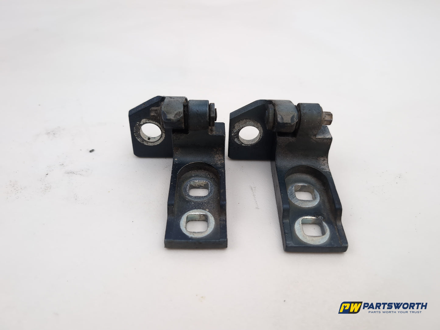 Vauxhall Corsa Se Passenger Side Lh Front Door Hinge Pair 2006-2014