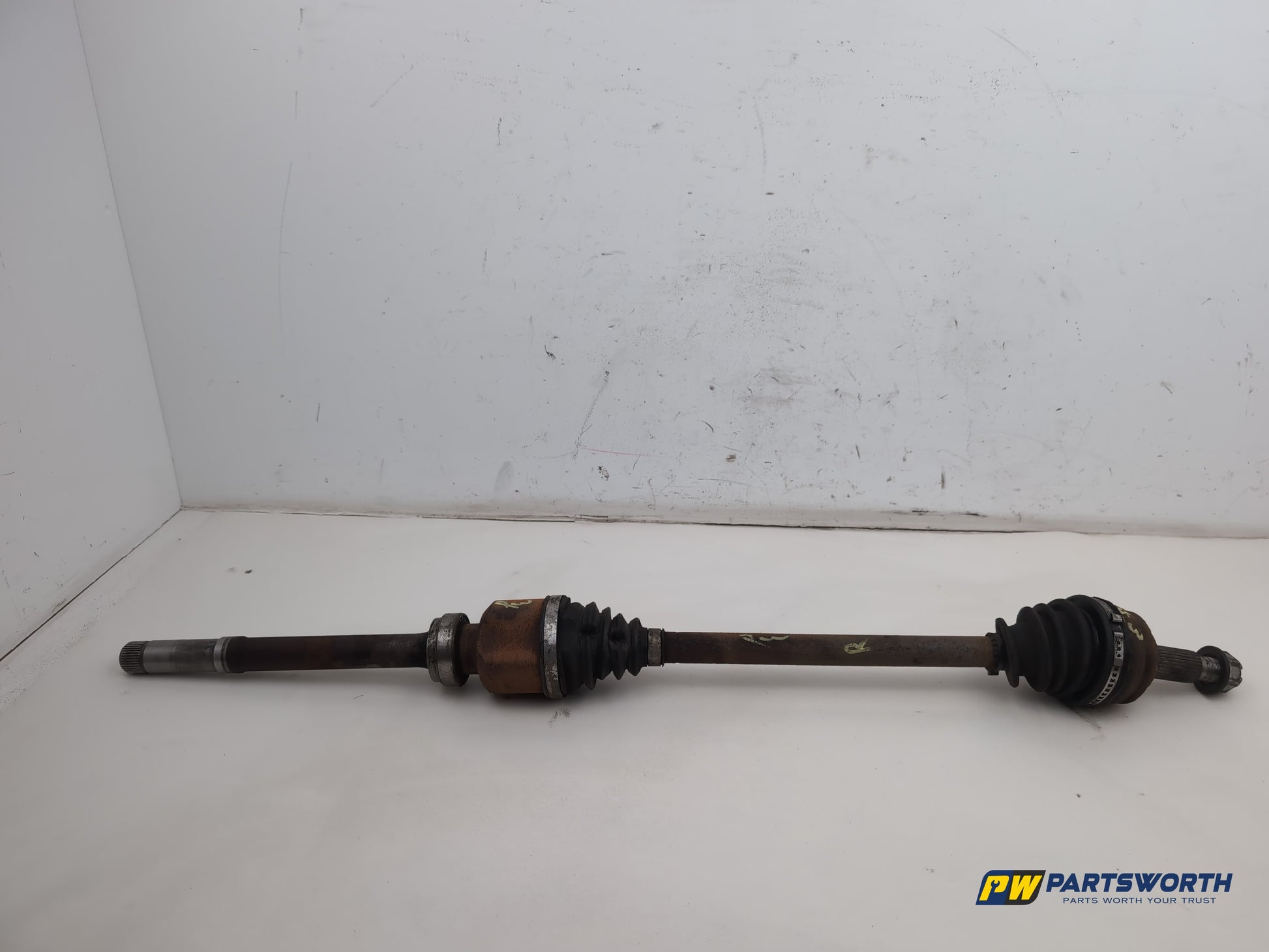 Peugeot 308 Allure Blue 1.6l Diesel Driveshaft Front Rh Driver Side 2013-2021