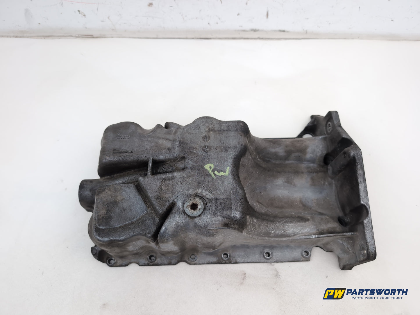 Vauxhall Corsa Se 1.2l Petrol Engine Oil Sump 55562729 2006-2014
