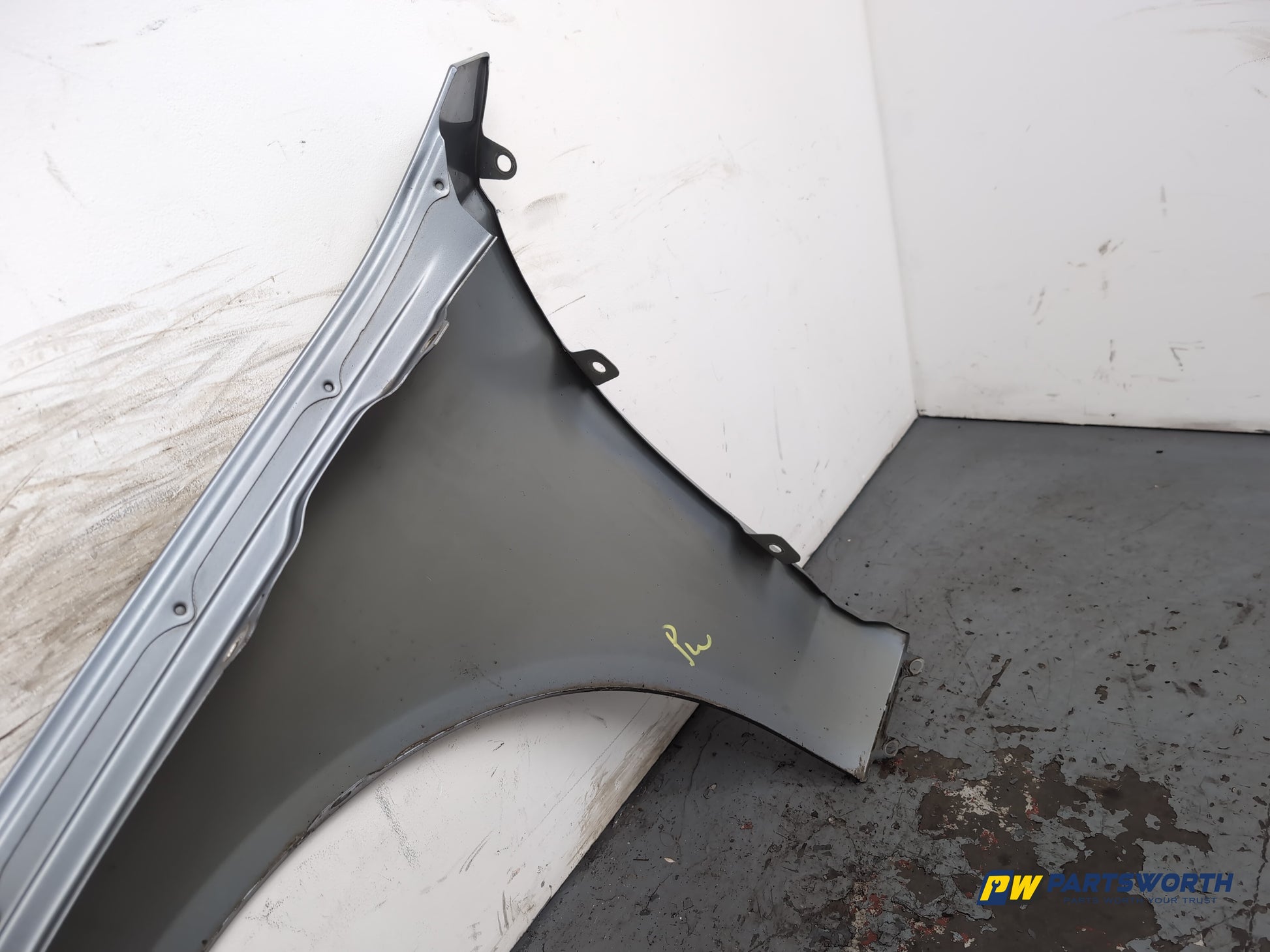 Wing Front RH 7