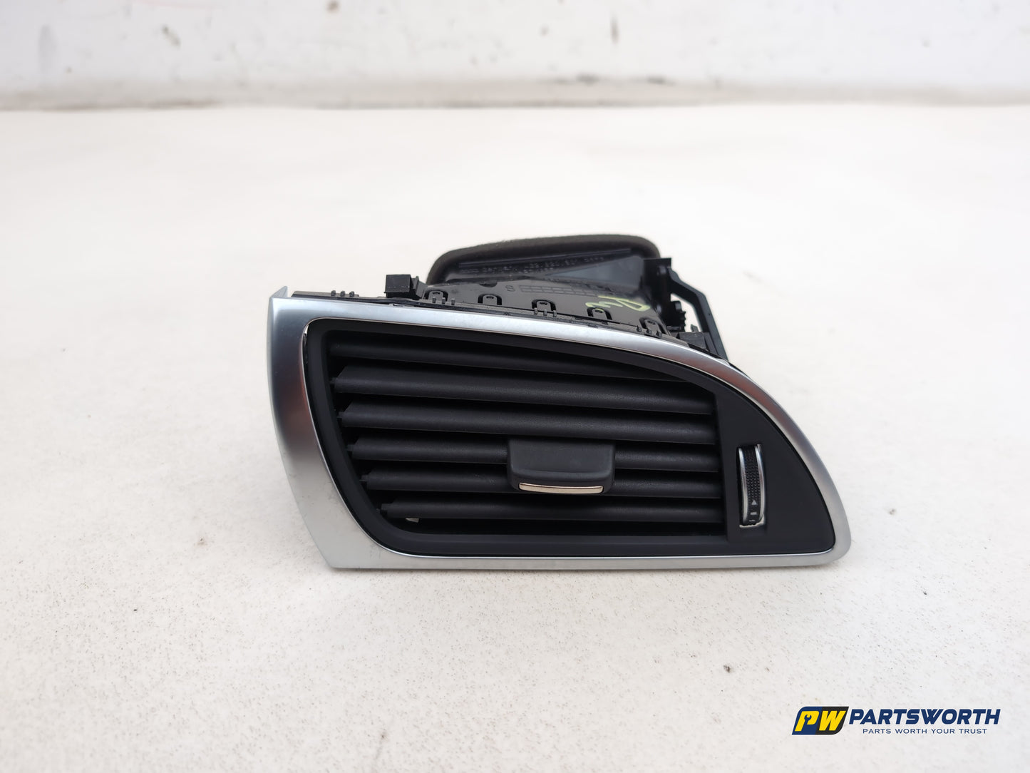 Audi A6 S Line Black Ed Tdi Quat Sa Dashboard Air Vent Front Left Side 4g2820901