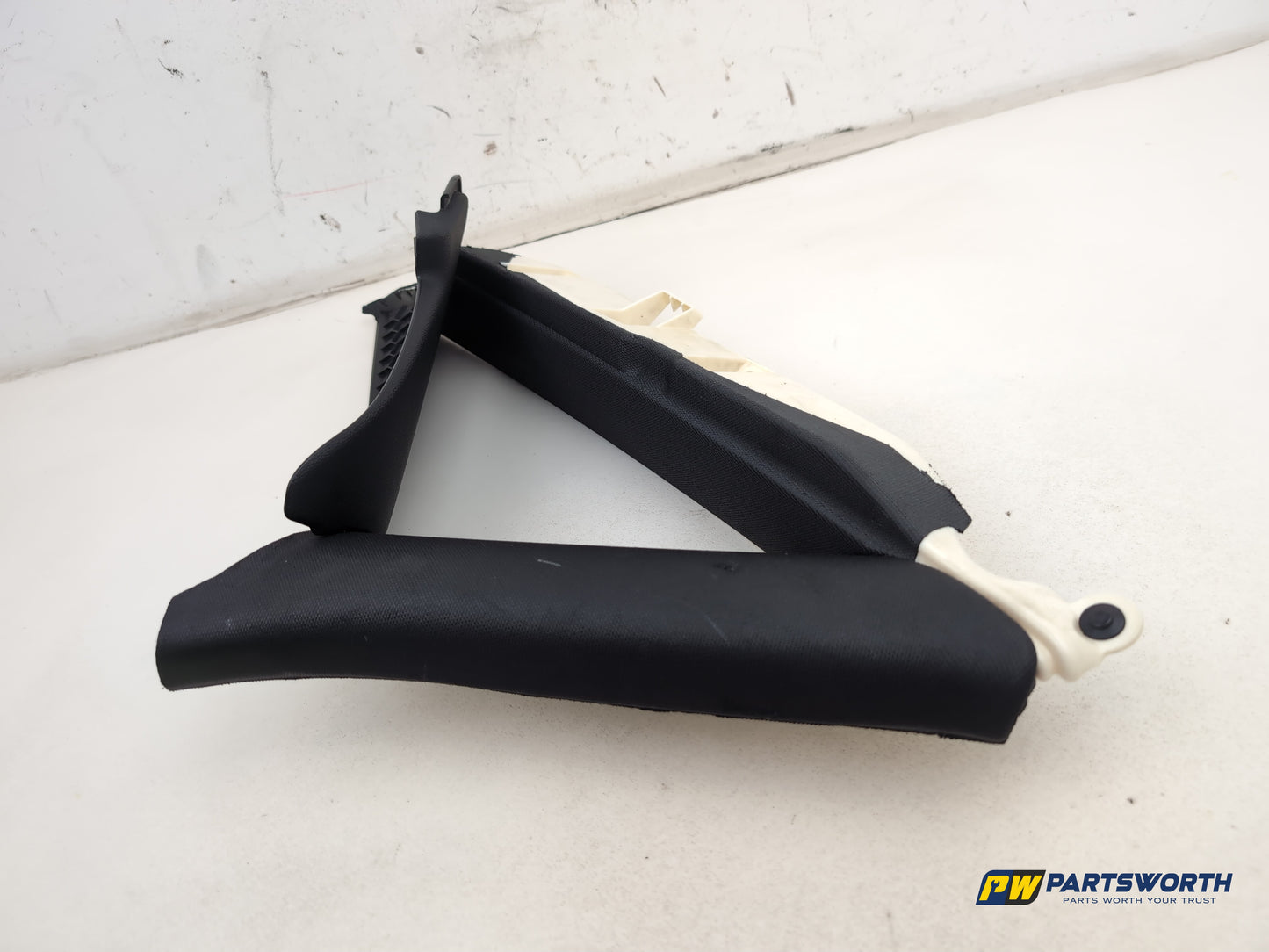 Audi A6 S Line Black Ed Tdi Left Passenger Side C-Pillar Trim Panel 4g5867287