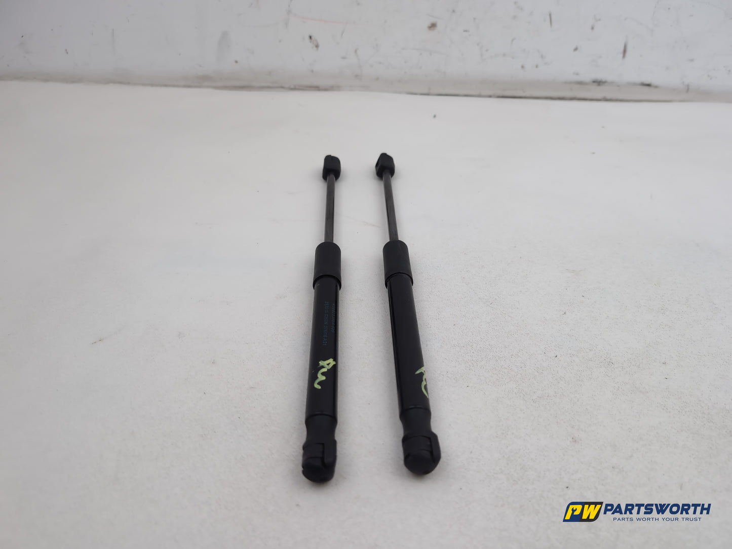 Audi A6 S Line Black Ed Tdi Quat Sa Bonnet Suport Gas Strut Pair 4g8823359a
