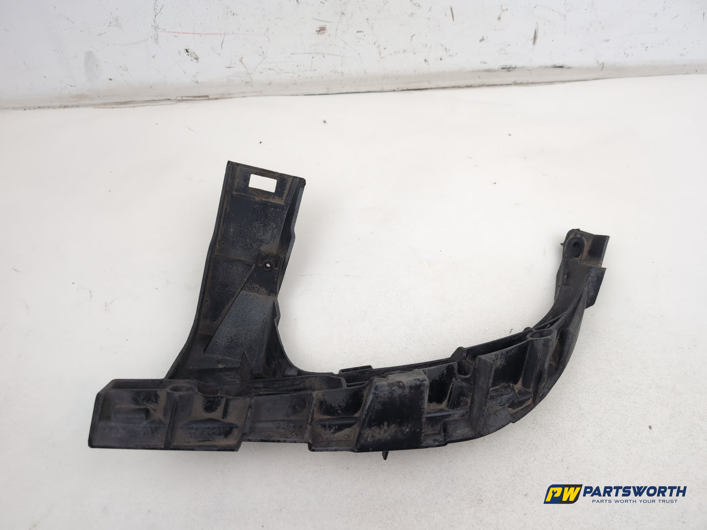 Audi A6 S Line Black Ed Tdi Saloon Bumper Rear Bracket Rh Driver Side 4g0807364