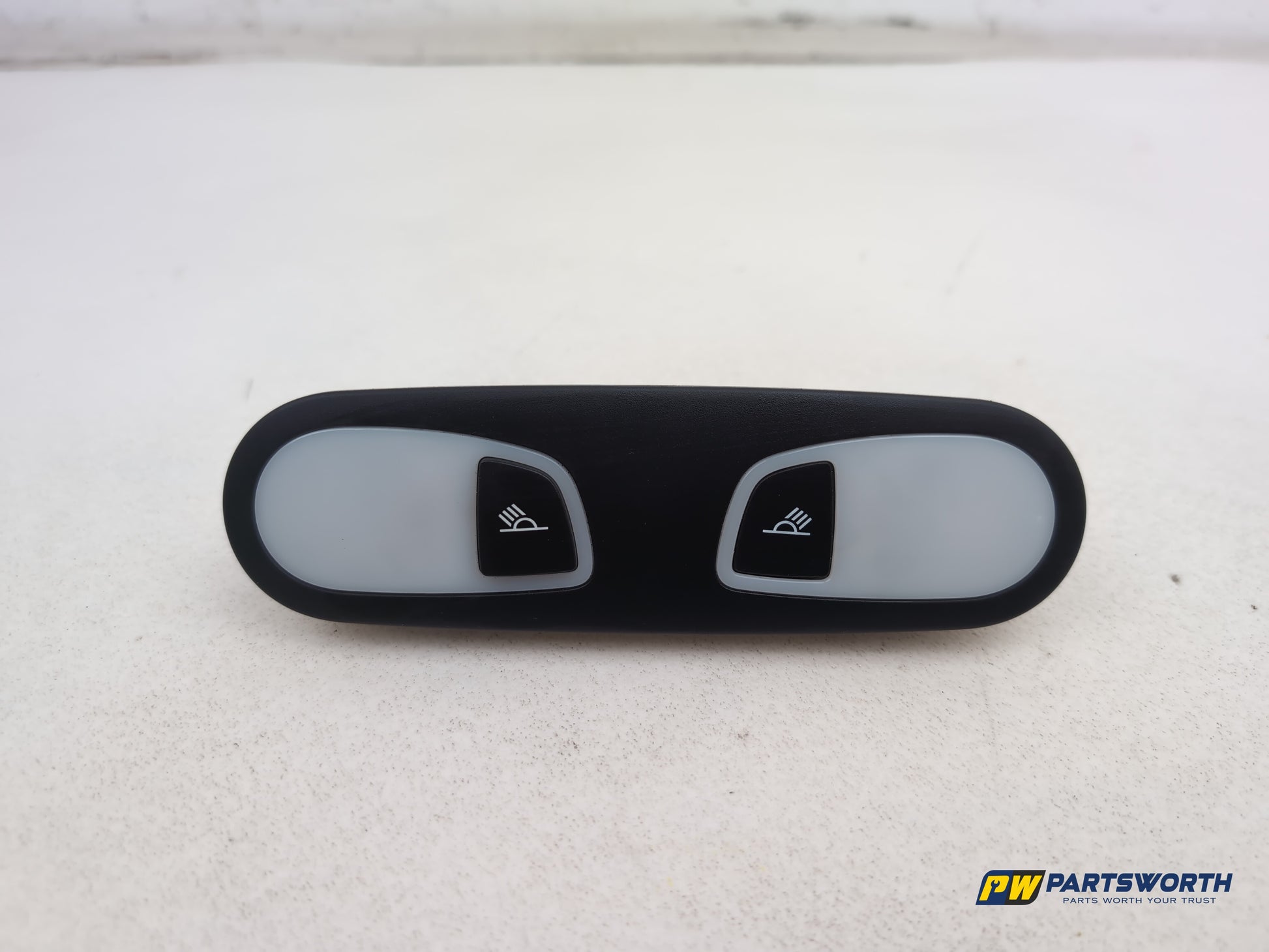 Audi A6 S Line Black Ed Tdi Quat Sa Interior Reading Light 4g0947111 2011-2018