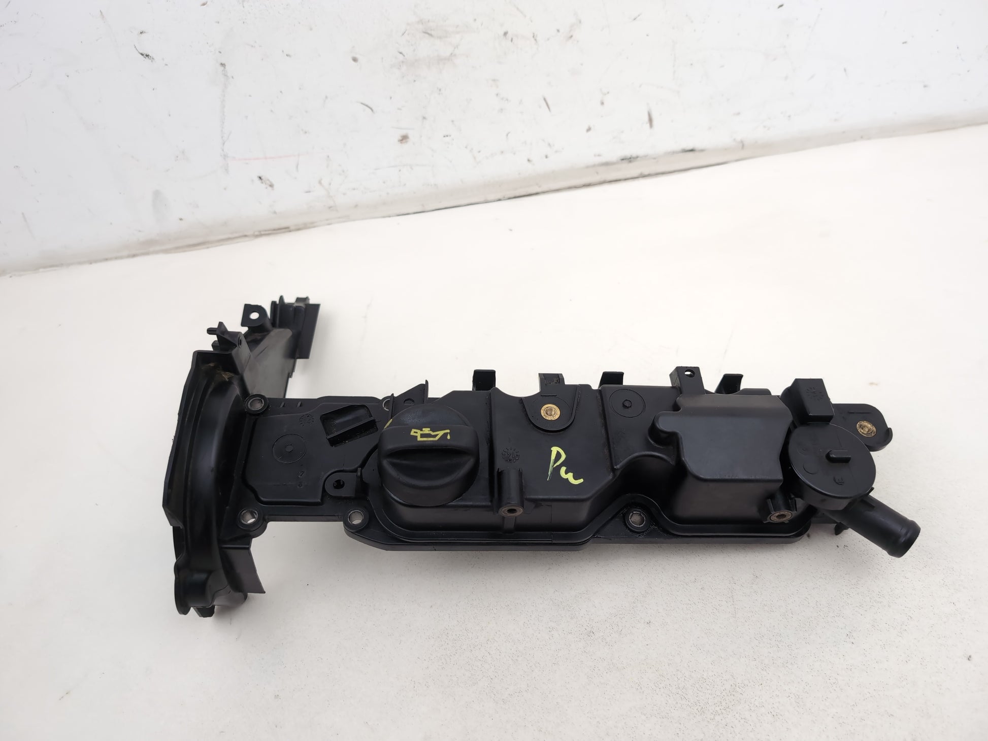 Peugeot 308 Allure Blue Hdi 1.6l Diesel Rocker Cover 9688939180 2013-2021