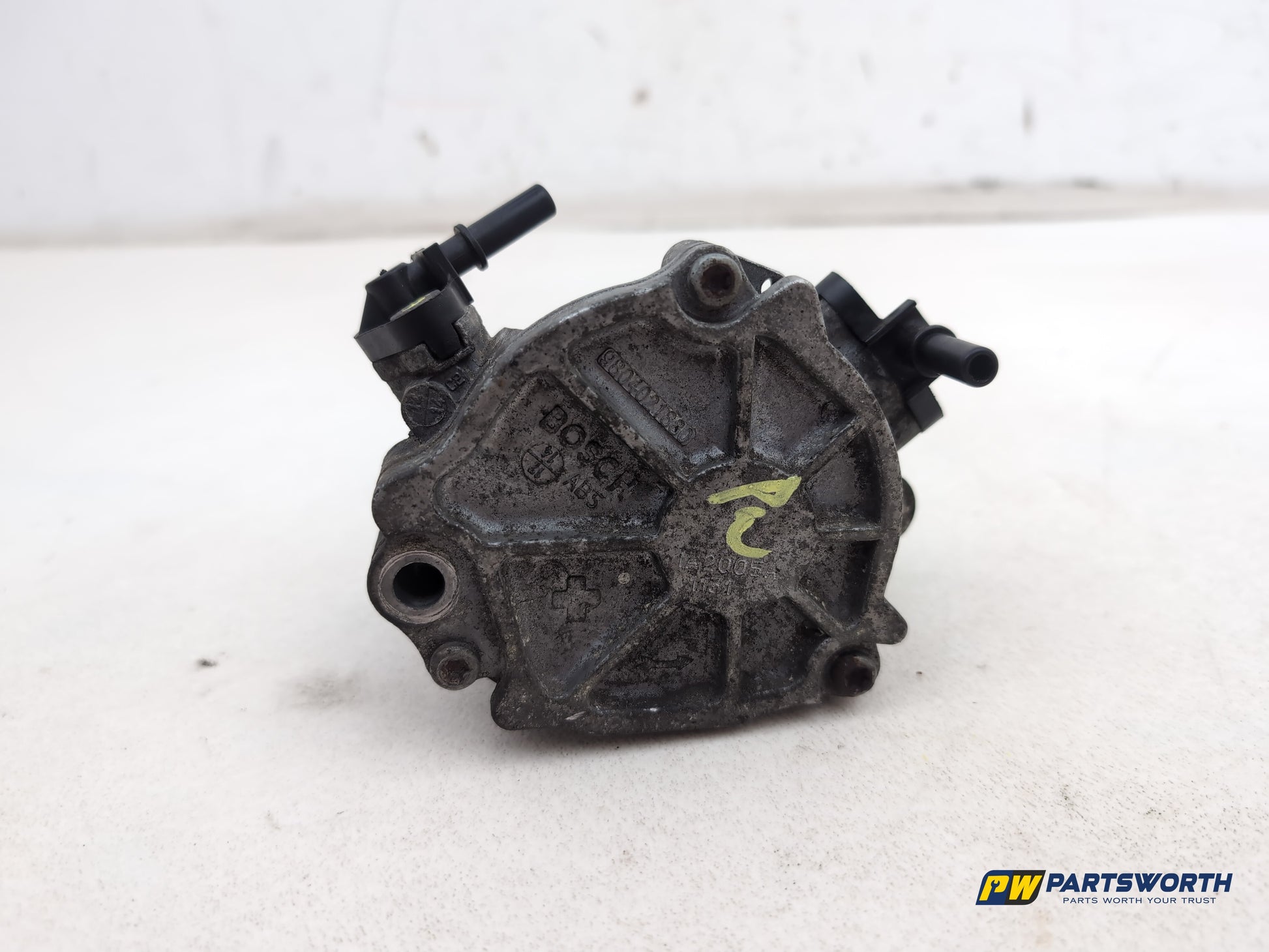 Peugeot 308 Allure Blue Hdi 1.6l Diesel Brake Vacuum Pump 9804021880 2013-2021