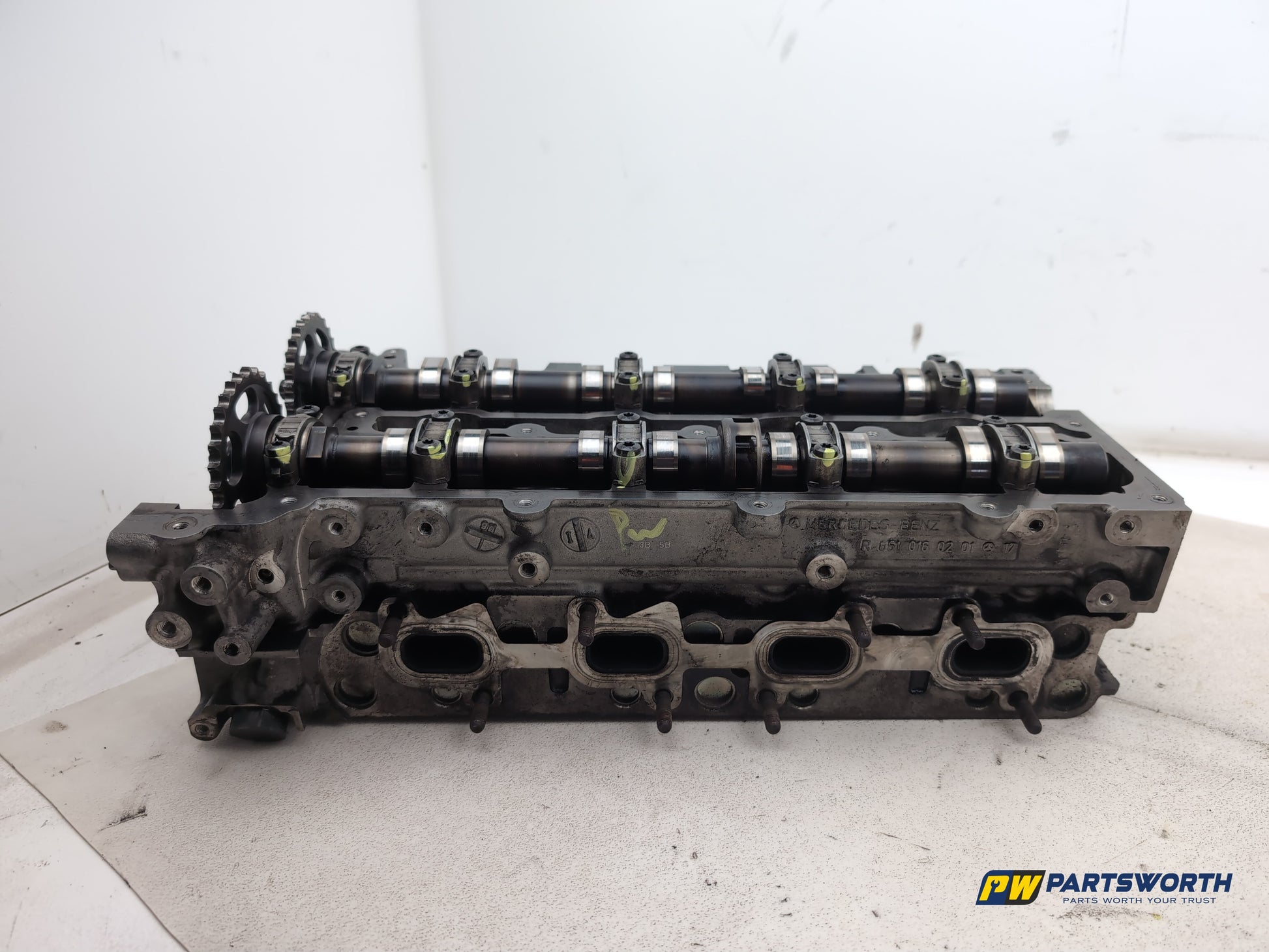 Mercedes-Benz E220 E-Class 2.1l Diesel Cylinder Head With Camshafts Om 651.924 - photo 7