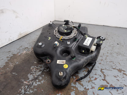 Audi A6 S Line Black Ed 2.0l Diesel Adblue Additive Rezervoir Tank 4g0131877 - photo 7