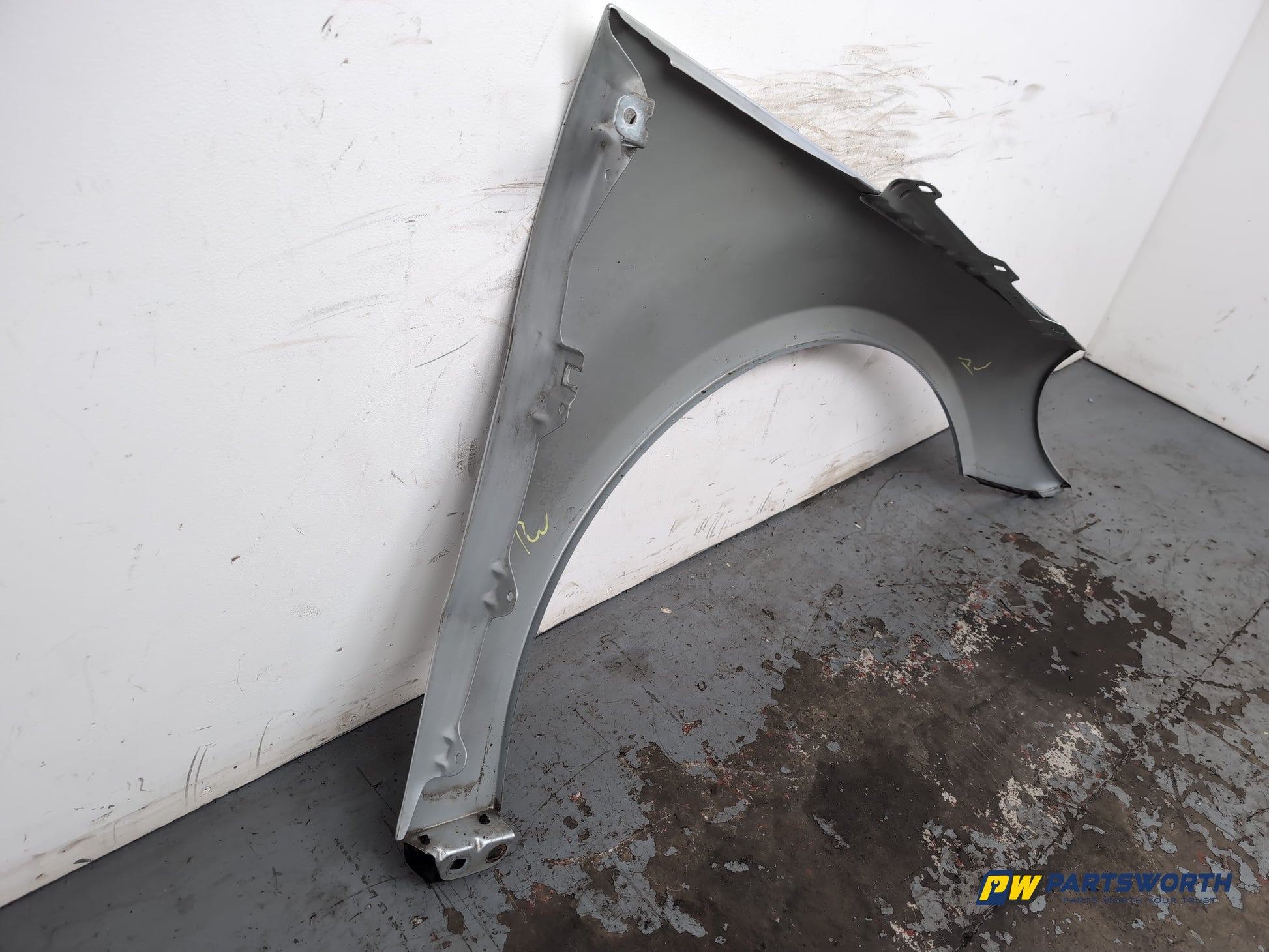 Mercedes R320 R-Class W251 Mpv Wing Front Passenger Silver C775 2006-2010 - photo 7