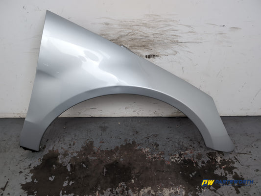 Mercedes R320 R-Class W251 Mpv Wing Front Rh Driver Side Silver C775 2006-2010