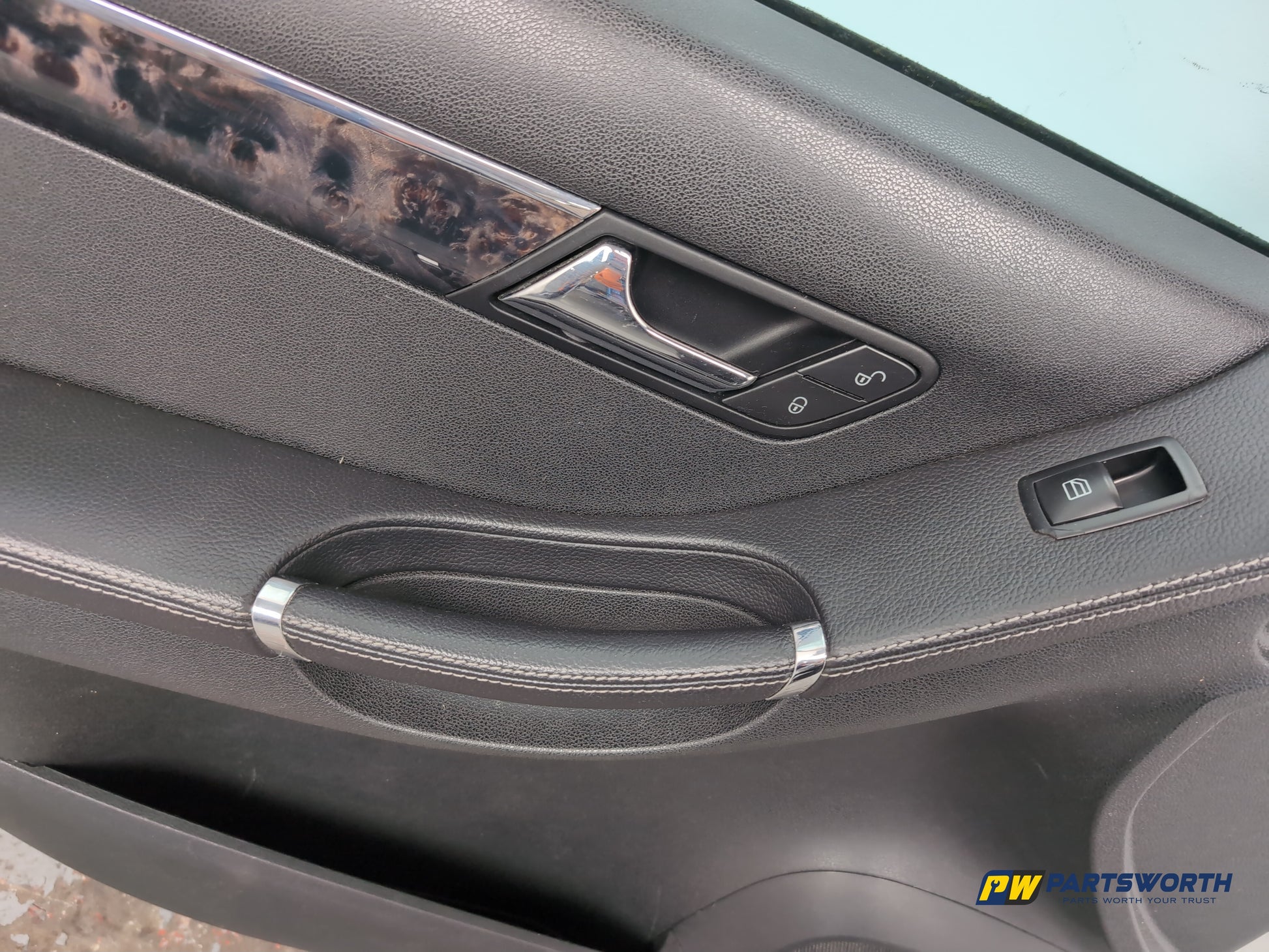 Door Front LH 13
