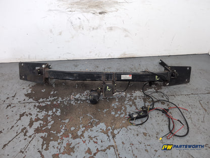 Mercedes R320 R-Class W251 Tow Hitch Towbar 2006-2013