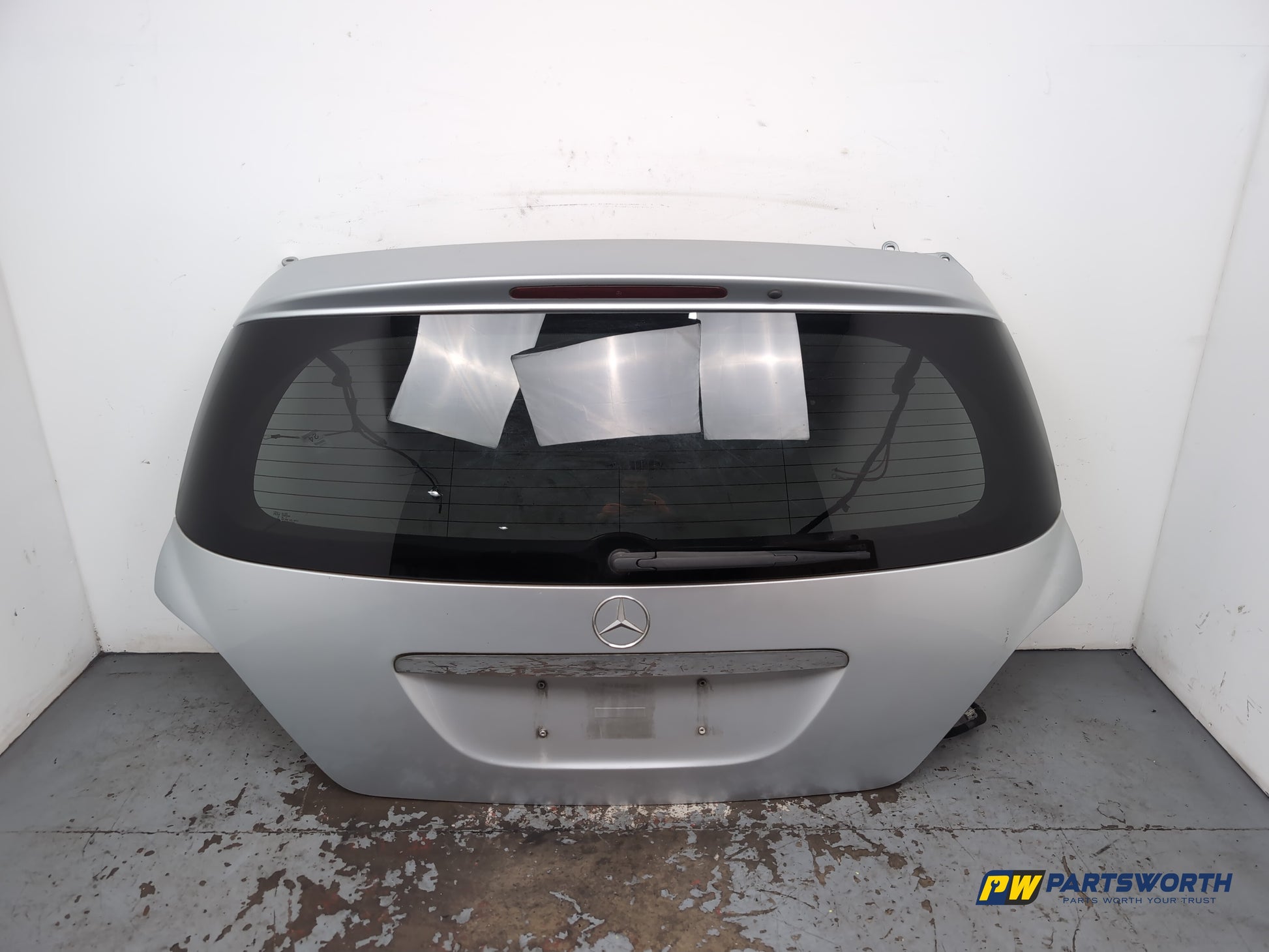 Mercedes R320 R-Class W251 Mpv Tailgate Boot Lid Silver C775 2006-2013