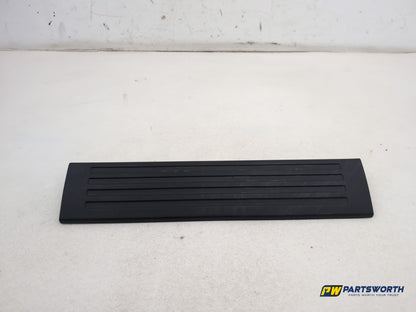 Mercedes R320 R-Class W251 Interior Door Step Trim Front Right A2516860136 - photo 7
