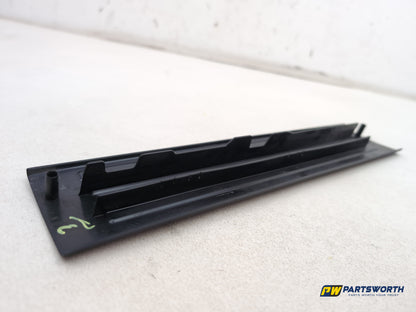 Mercedes R320 R-Class W251 Interior Door Step Trim Front Right A2516860136 - photo 6