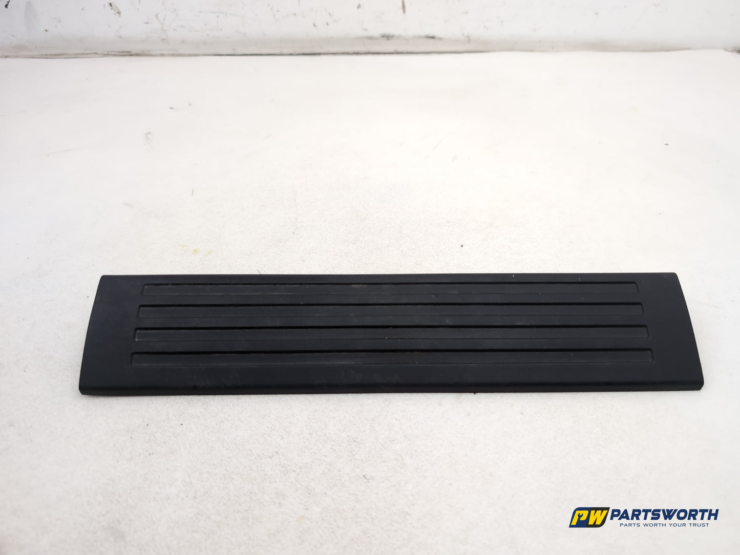 Mercedes R320 R-Class W251 Door Step Trim Front Left Passenger A2516860036 - photo 7