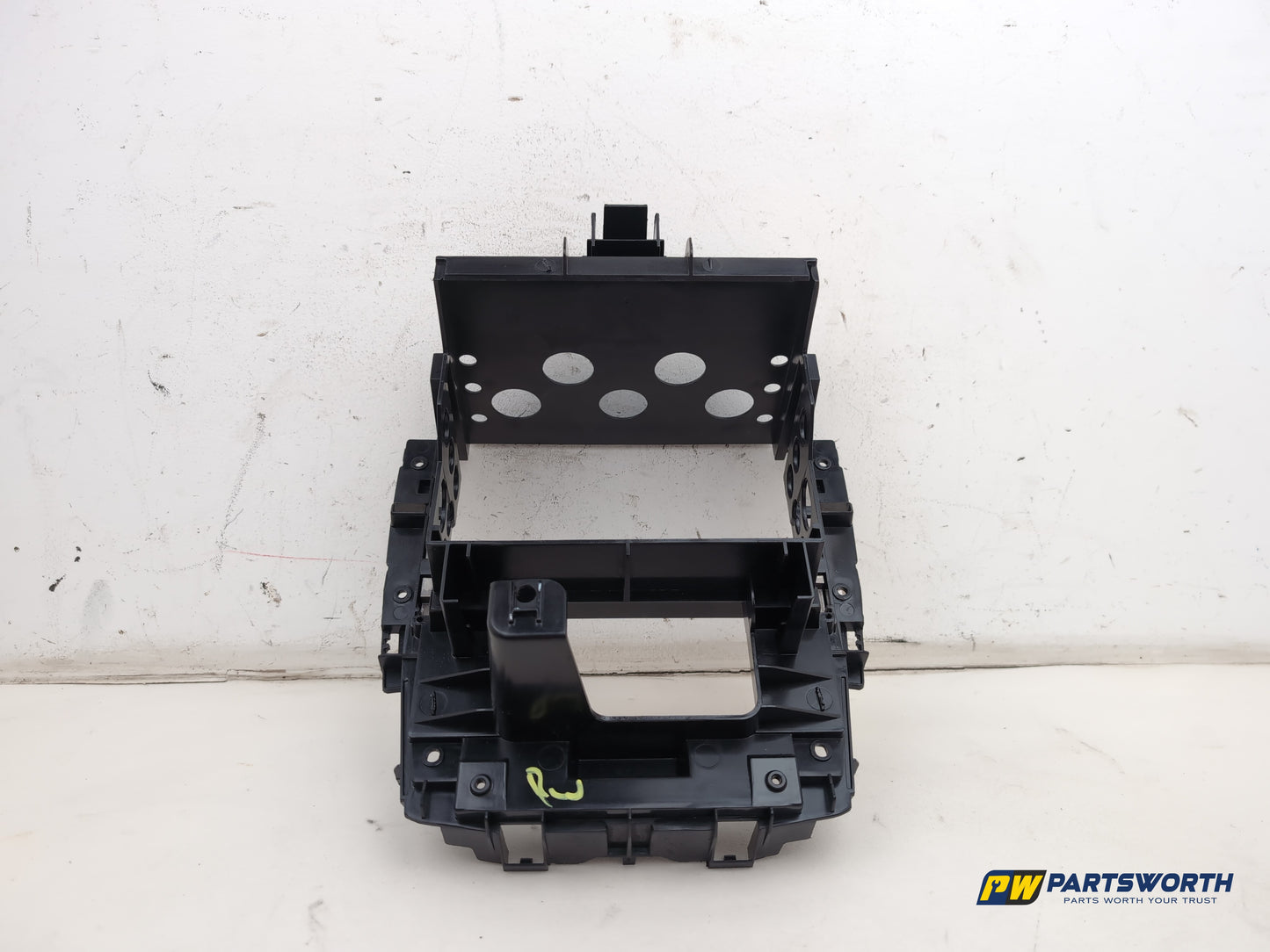 Mercedes R320 R-Class W251 Radio Navigation Holder Bracket Mount A2516800014 - photo 8