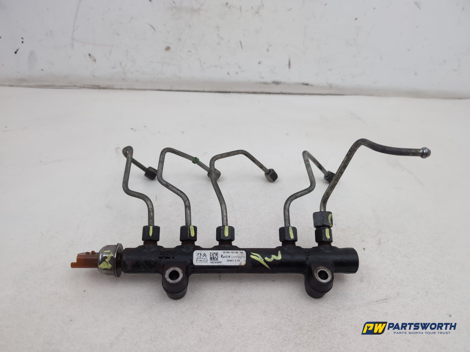 Peugeot 308 Allure Blue Hdi 2.0l Diesel Fuel Rail 9804776780 2013-2021