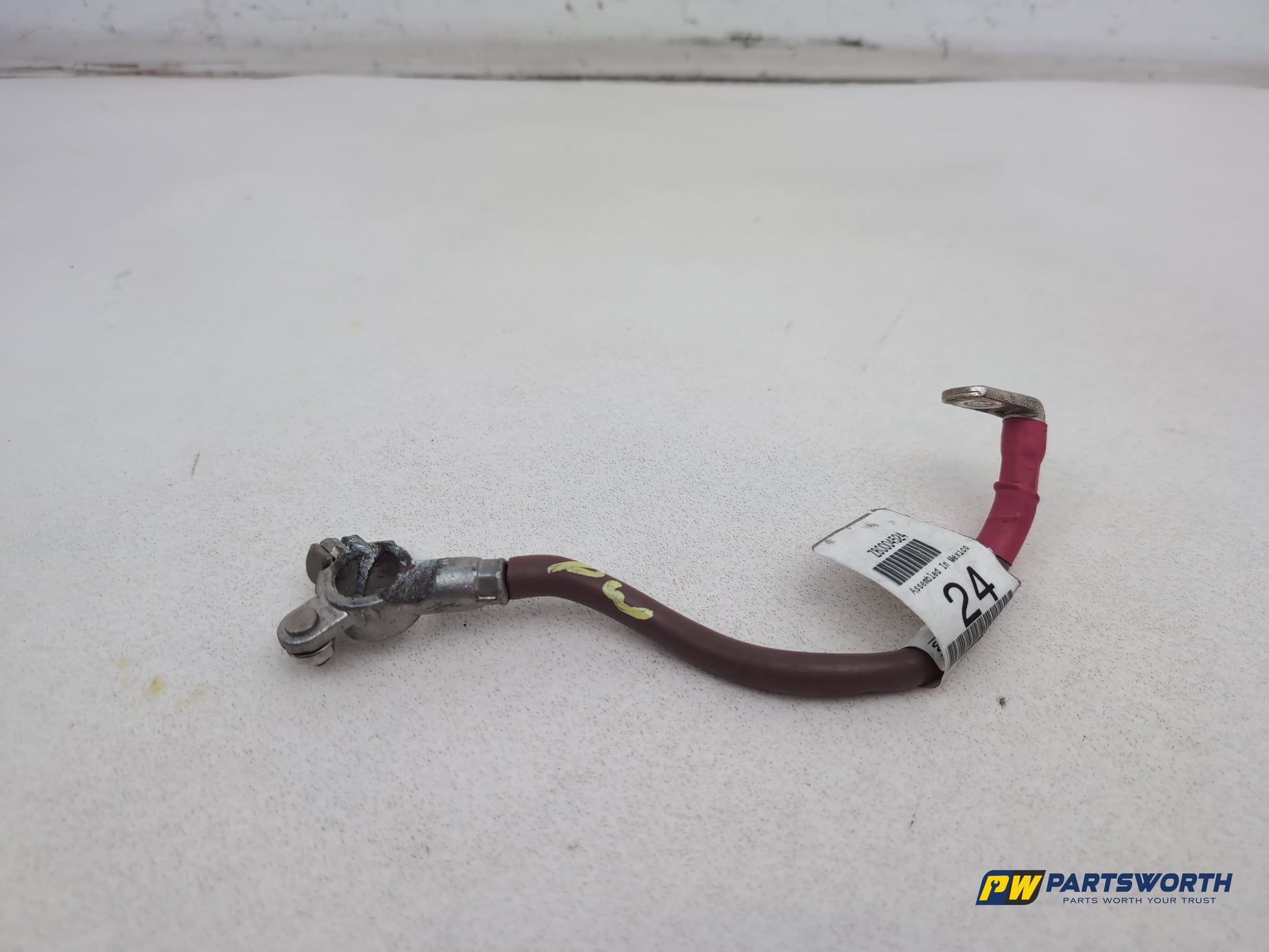 Mercedes R320 R-Class W251 Positive Battery Cable A2515400341 2006-2013