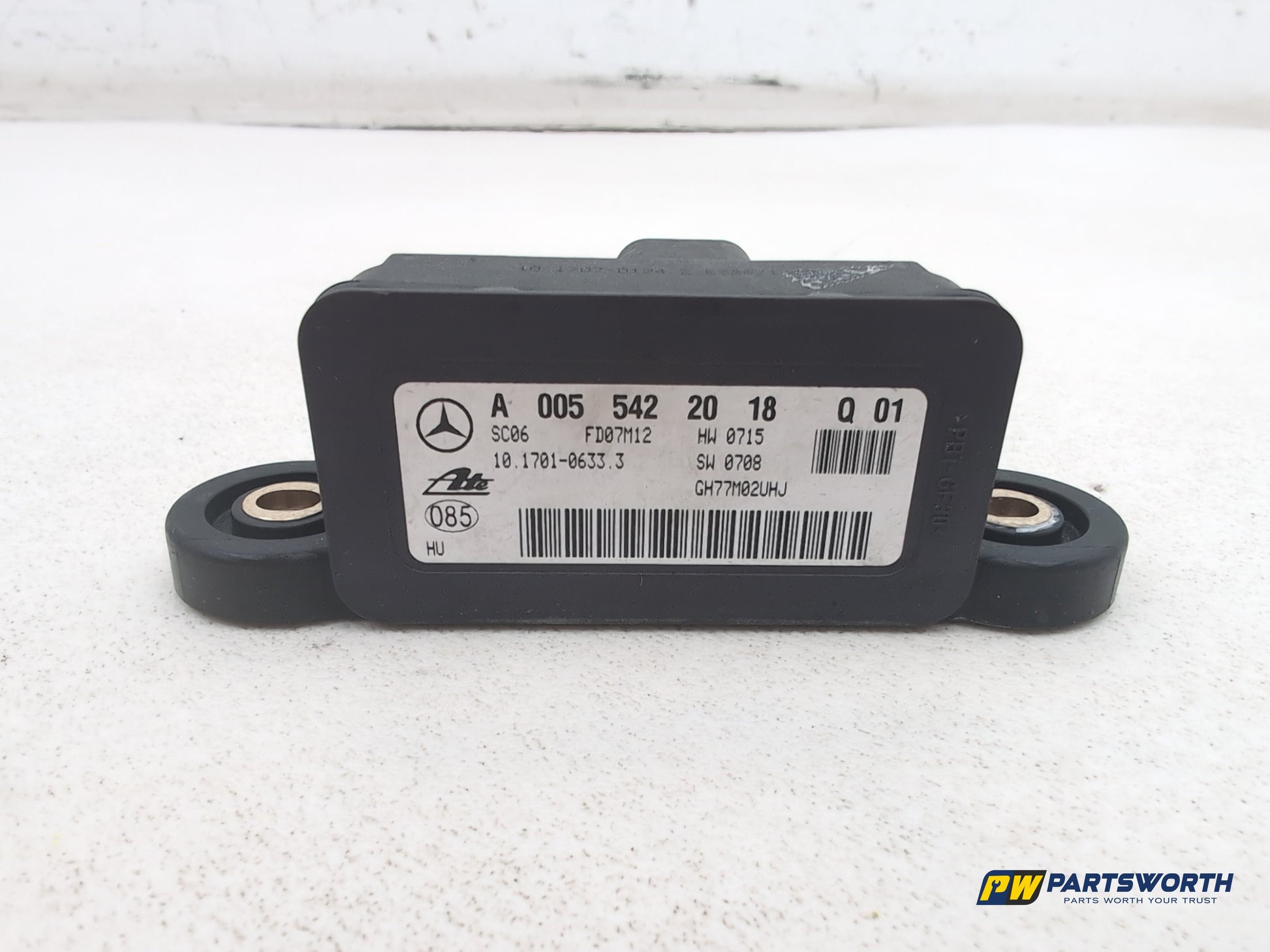 Mercedes R320 R-Class W251 Yaw Rotation Rate Sensor A0055422018 2006-2013
