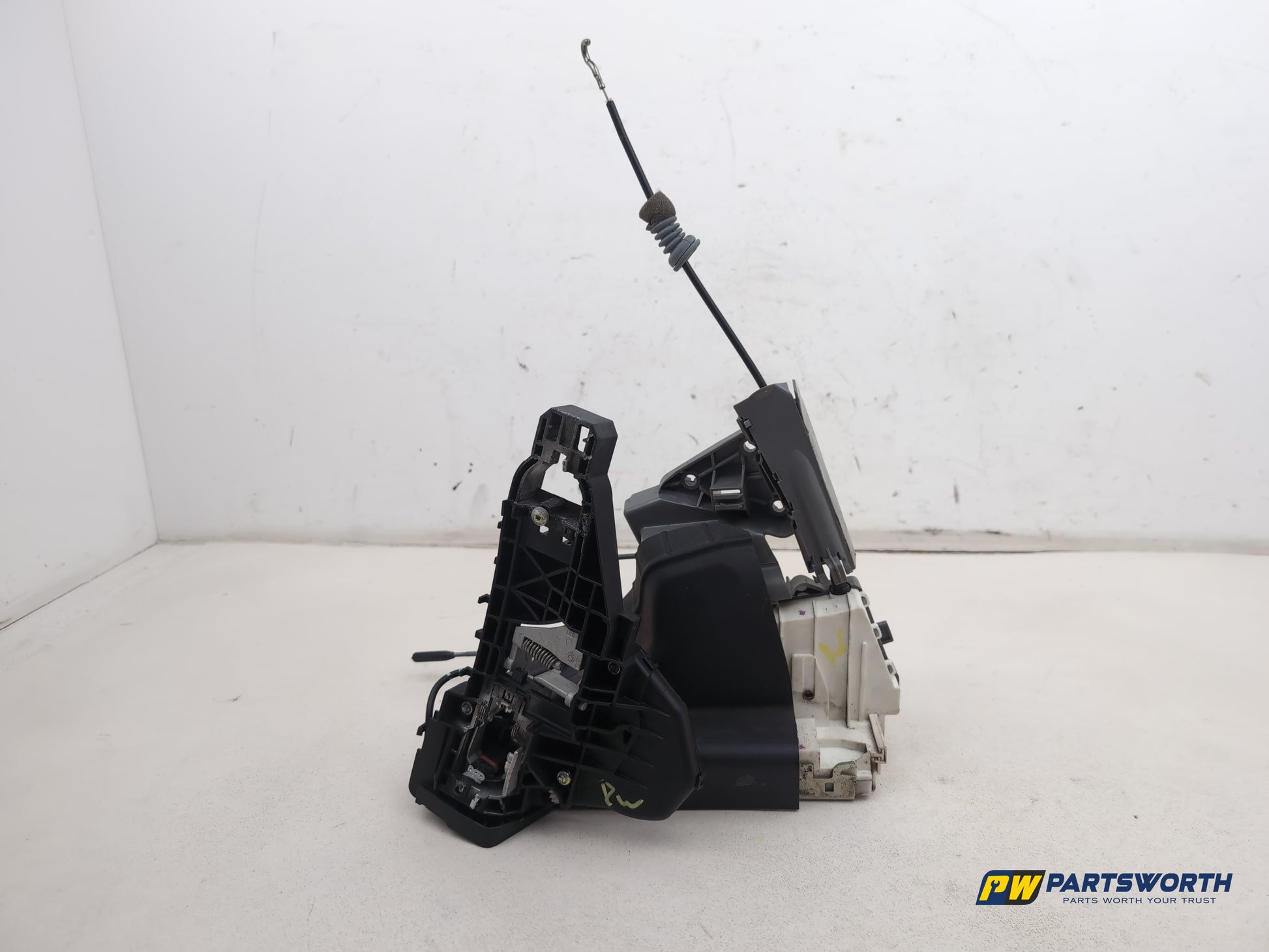 Mercedes R320 R-Class W251 Front Door Lock Rh Driver Side 2006-2013