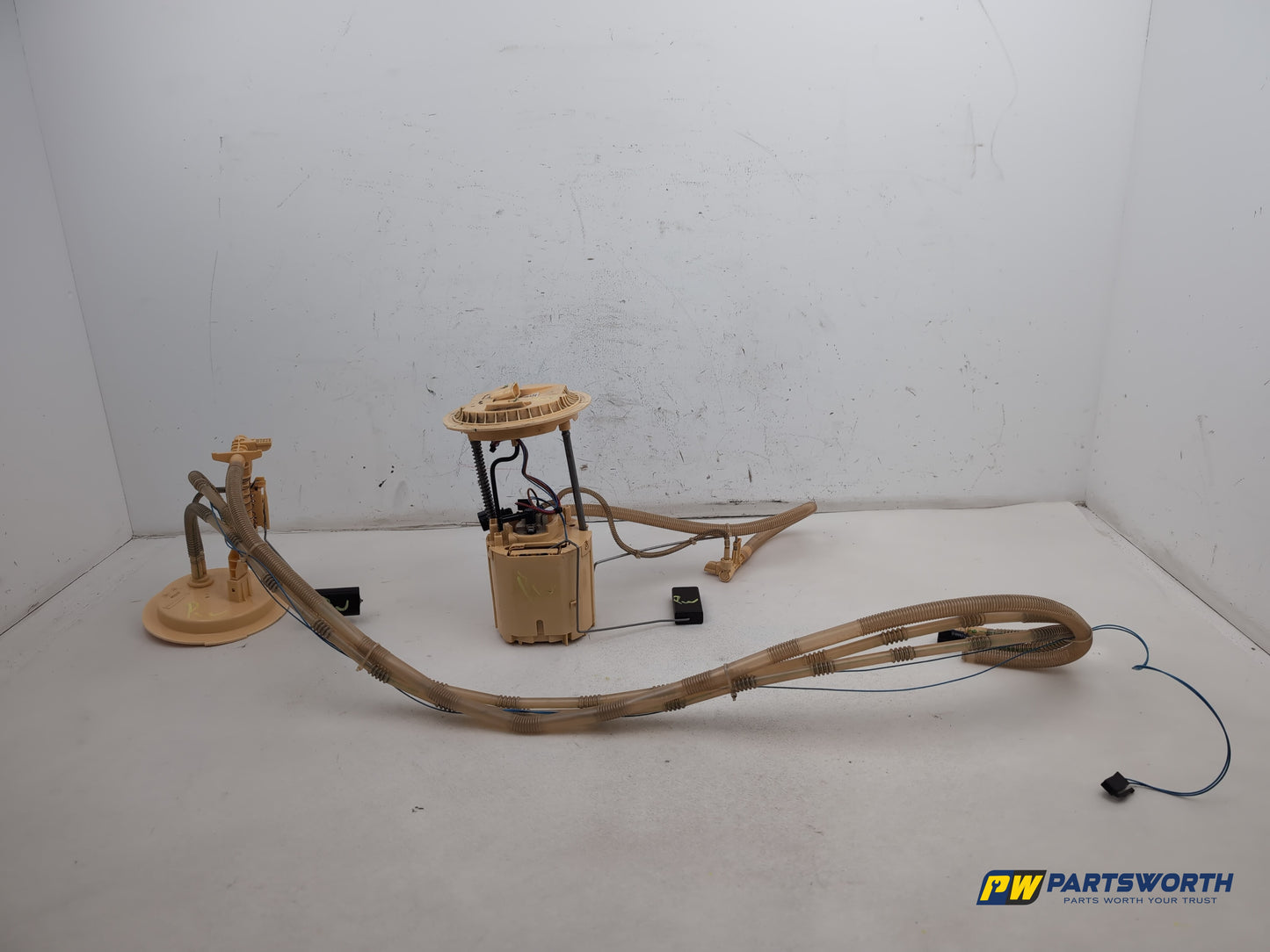 Mercedes R320 R-Class W251 3.0l Diesel In Tank Fuel Pump And Level Sensor - photo 10