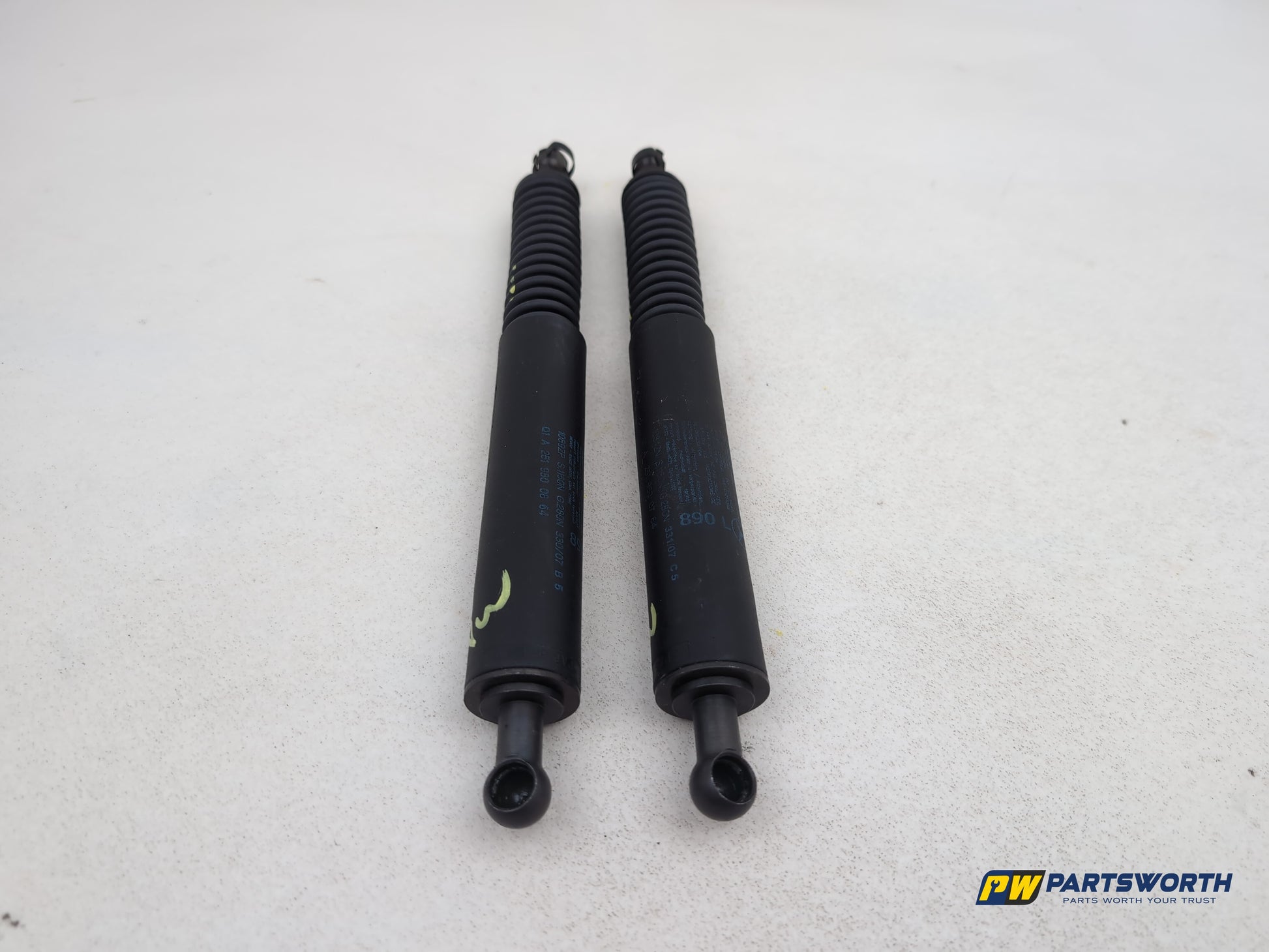 Mercedes R320 R-Class W251 Tailgate Gas Strut Lifter A2519800764 2006-2013 - photo 6