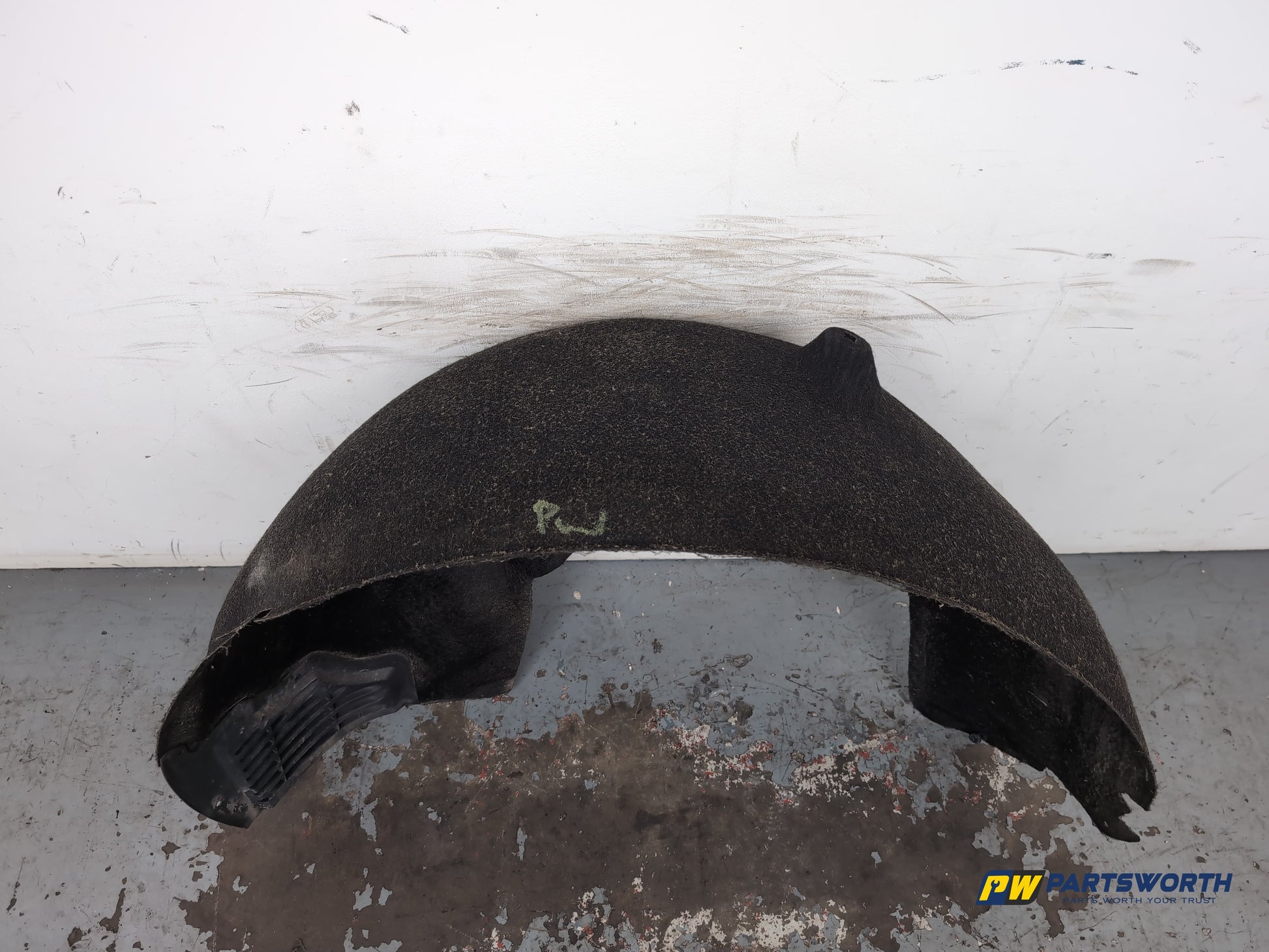 Mercedes R320 R-Class W251 Moulding Wheel Arch Rear Rh Driver Side 2006-2013