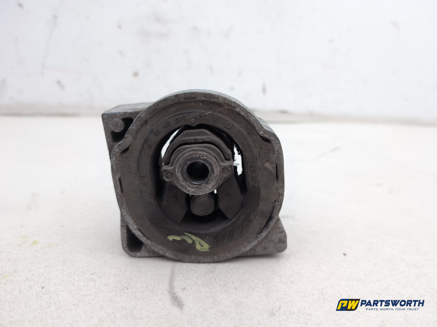 Mercedes-Benz B200 B-Class W245 2.0l Diesel Left Engine Mounting Bracket