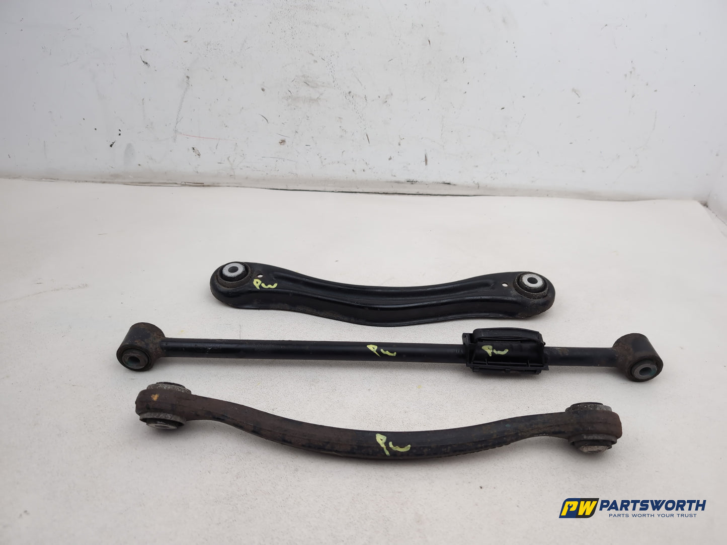 Mercedes R320 R-Class W251 Rear Suspension Control Arms Set Left 2006-2013