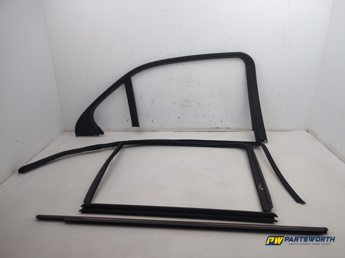 Mercedes-Benz E220 E-Class W212 Rear Left Door Window Guide Sealing Rubber