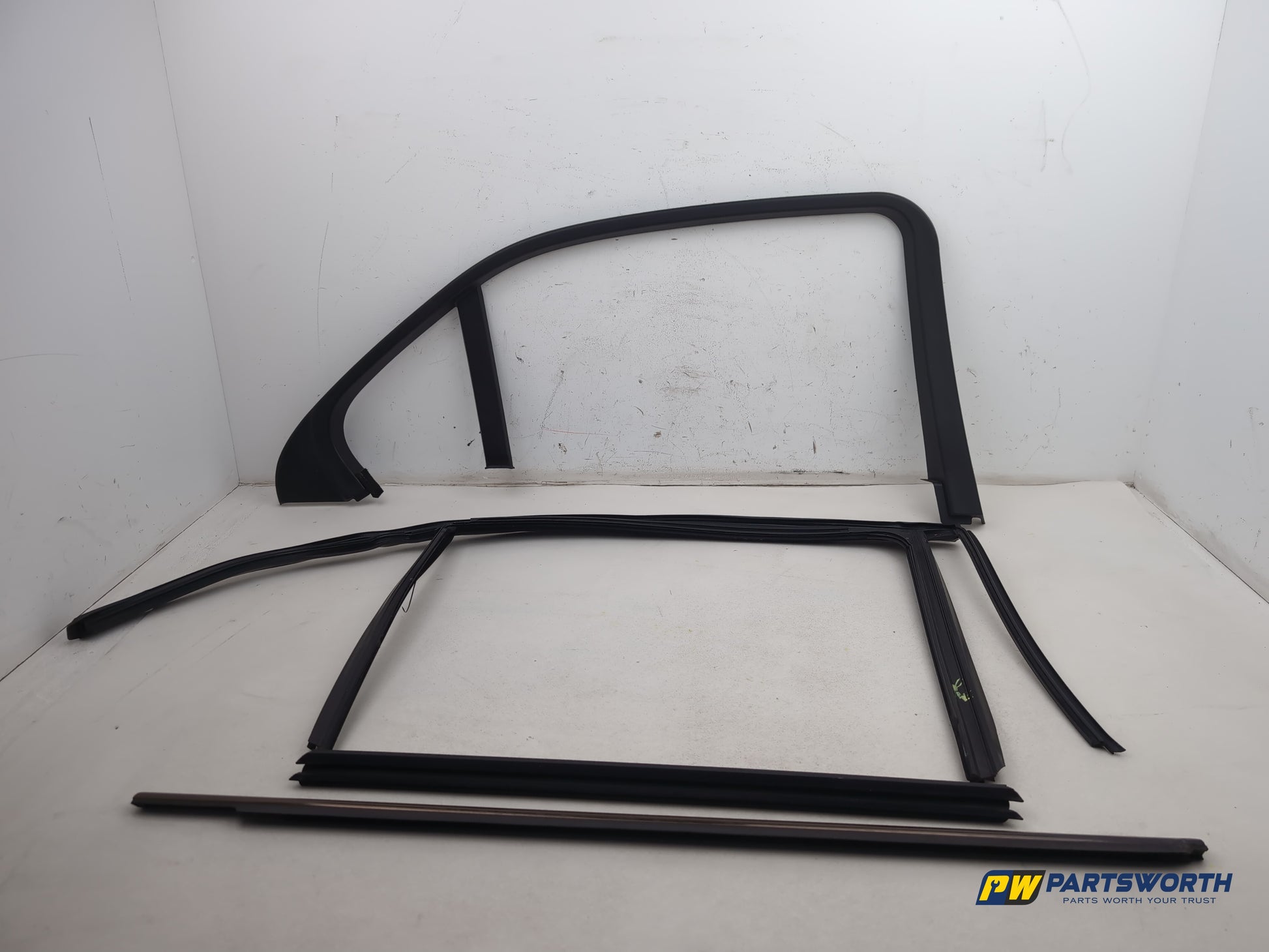 Mercedes-Benz E220 E-Class W212 Rear Left Door Window Guide Sealing Rubber