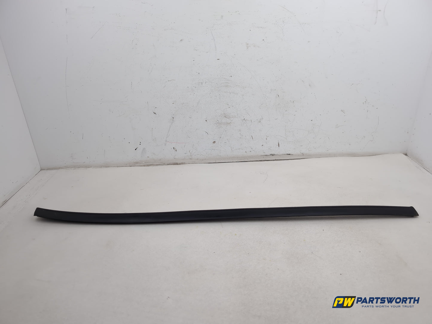 Mercedes R320 R-Class W251 Left Windshield Trim A2516904962 2006-2013