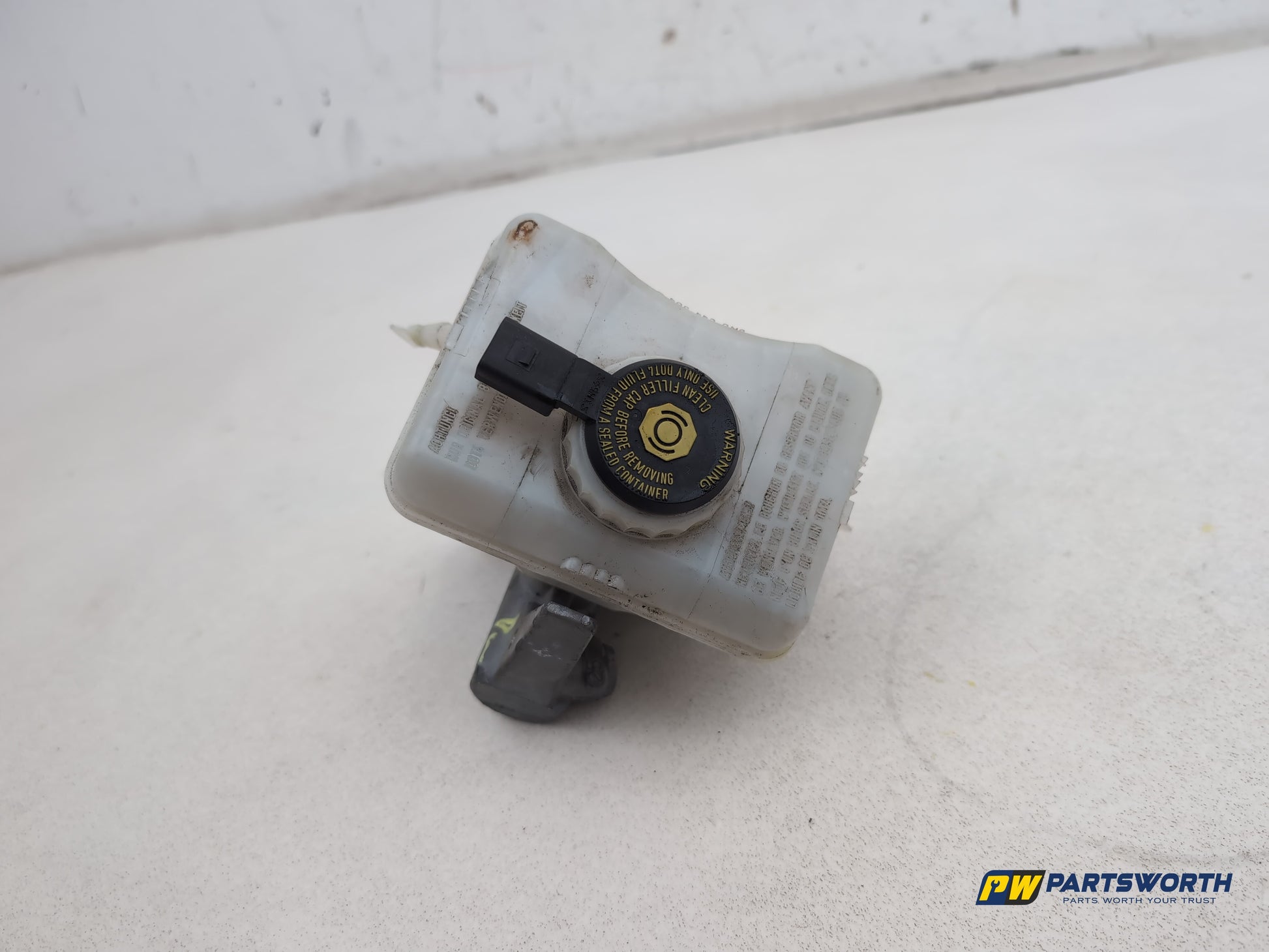 Audi A6 S Line Black Ed Tdi Quat Sa 2.0l Diesel Brake Master Cylinder Assembly