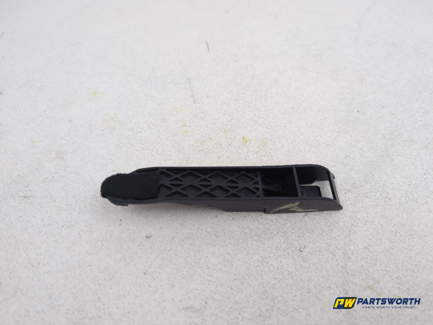 Mercedes R320 R-Class W251 Front Left Seat Right Hook A2519100276 2006-2013