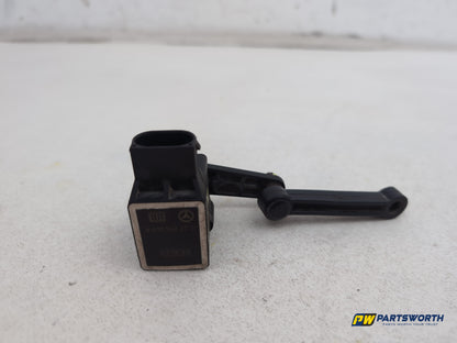 Mercedes R320 R-Class W251 Rear Suspension Height Level Sensor A0105427717