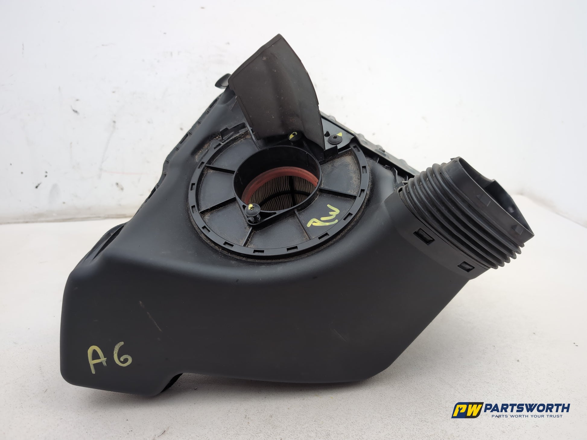 Audi A6 S Line Black 2.0l Diesel Air Filter Airbox Housing 4g0133838r 2011-2018