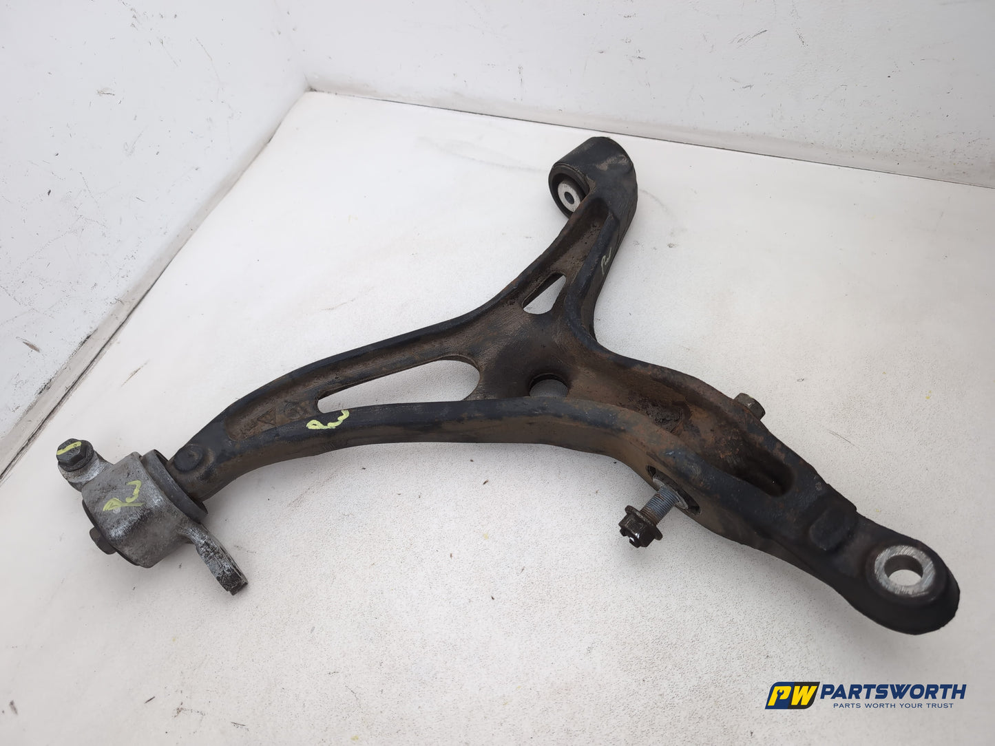 Mercedes R320 R-Class Control Arm Wishbone Lower Front Right Side 2006-2013 - photo 7