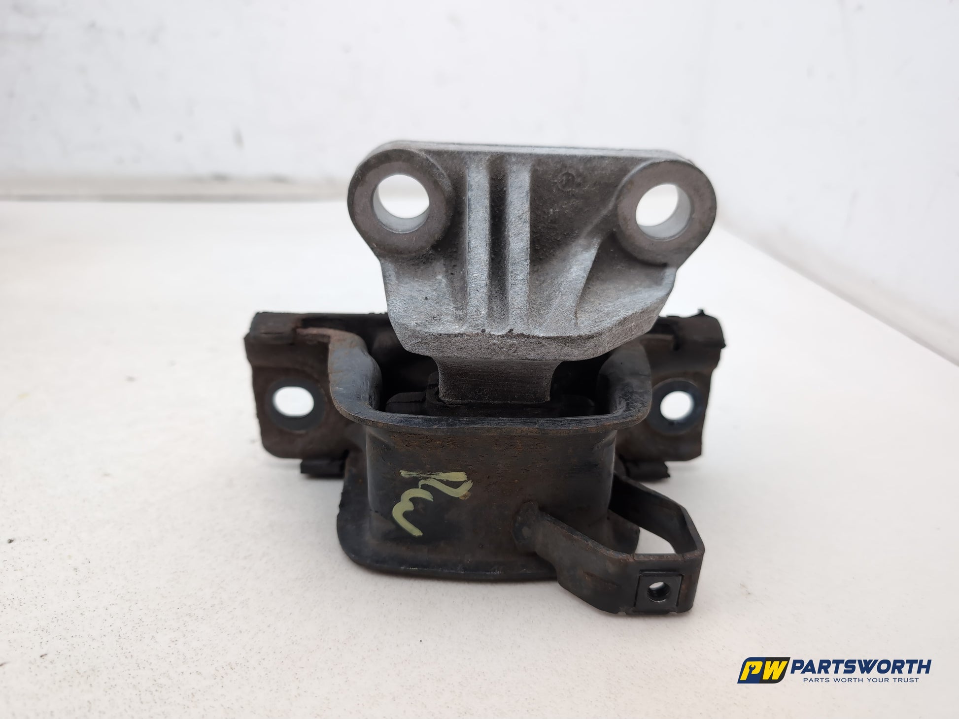 Vauxhall Corsa Se 1.2l Petrol Engine Mount Lh Passenger Side 468646740 2006-2014