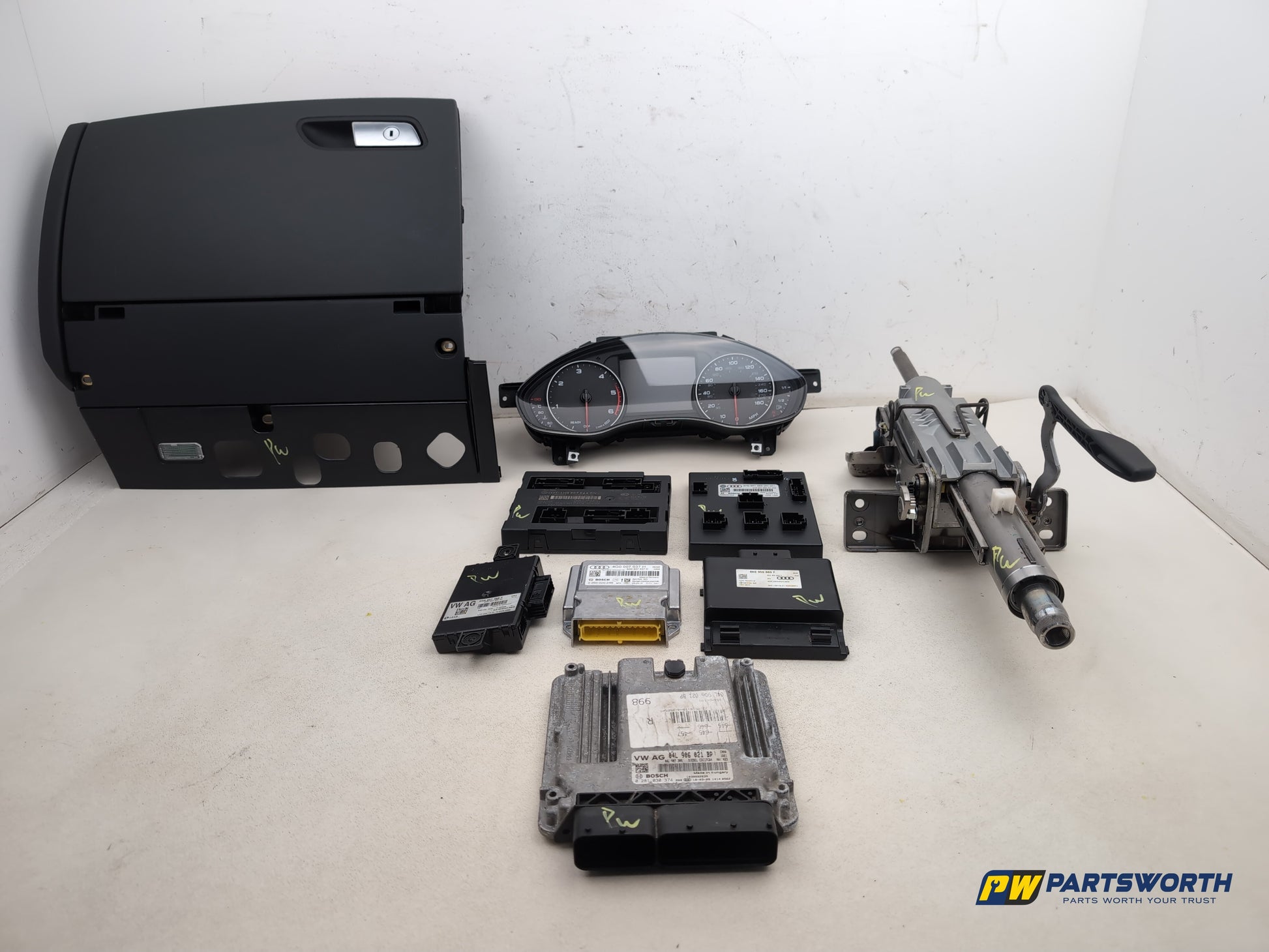 Audi A6 S Line 2.0l Diesel Semi Automatic Engine Ecu Kit Cnha 04l906021bp