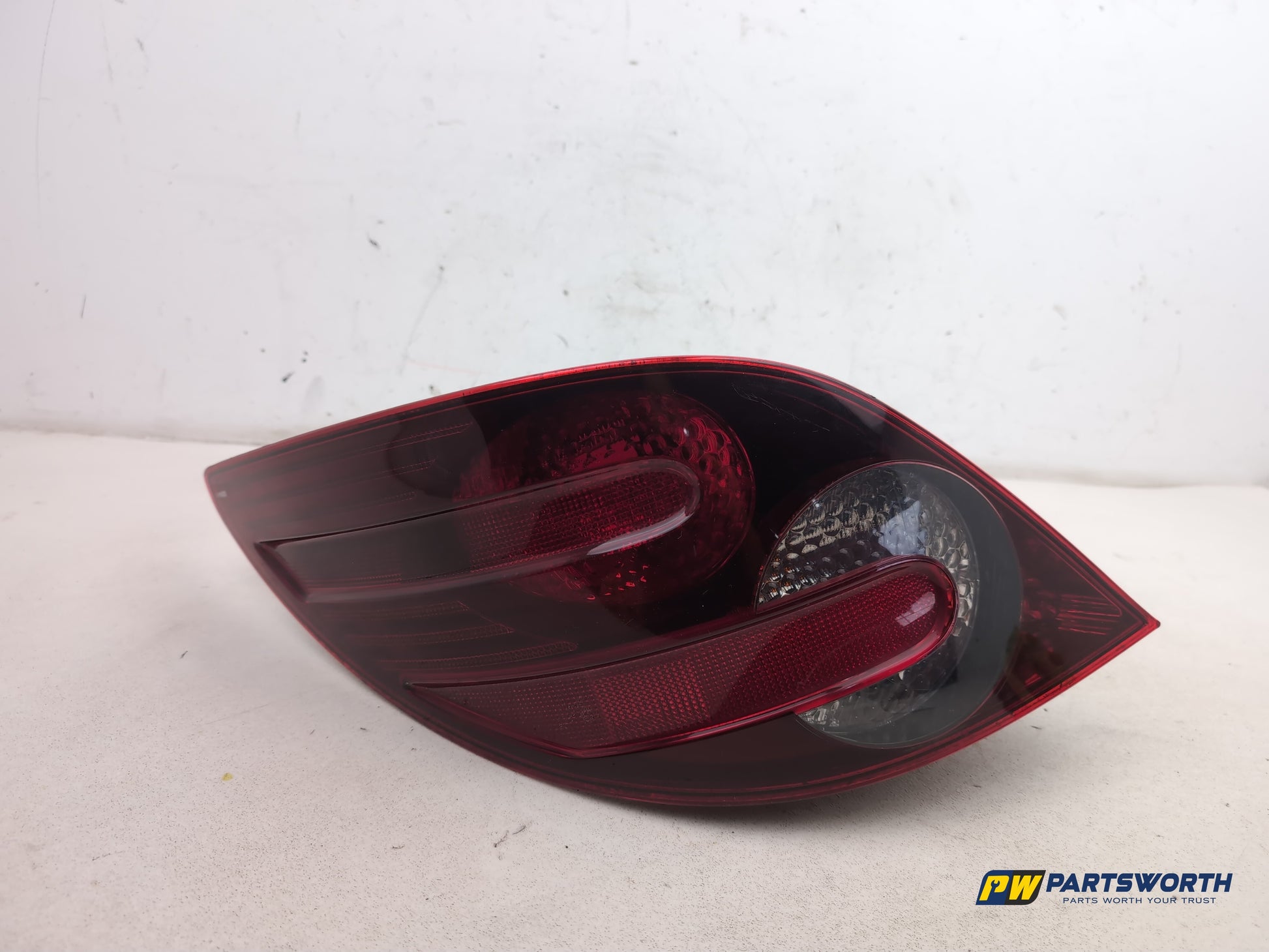 Mercedes R320 R-Class W251 Lamp Assembly Rear Lh Passenger Side 2006-2010
